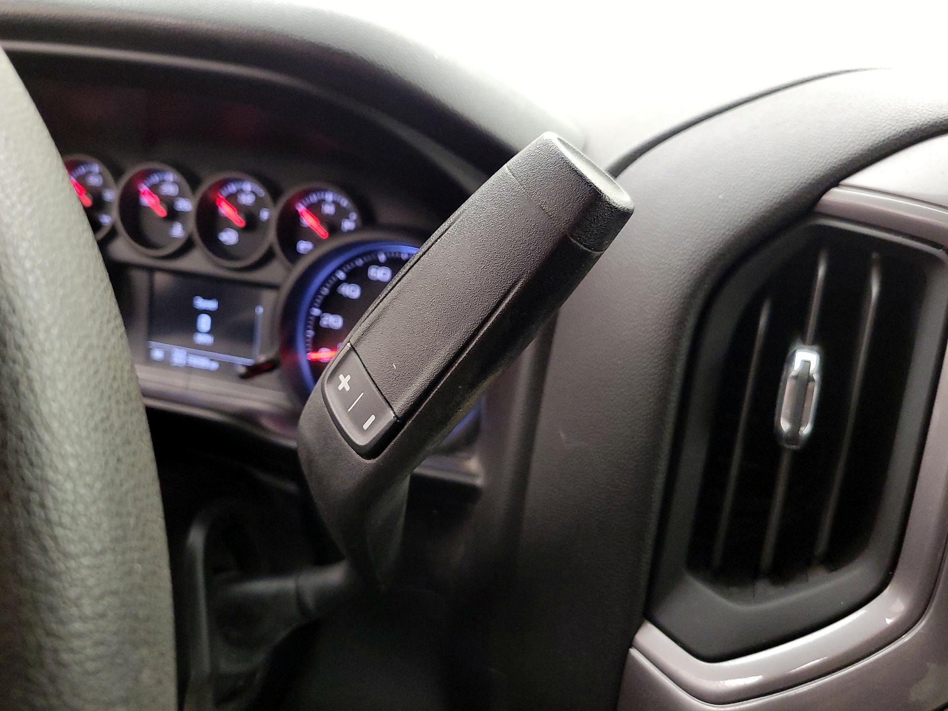 Thumbnail: 2019 Chevrolet Silverado 1500 - 17