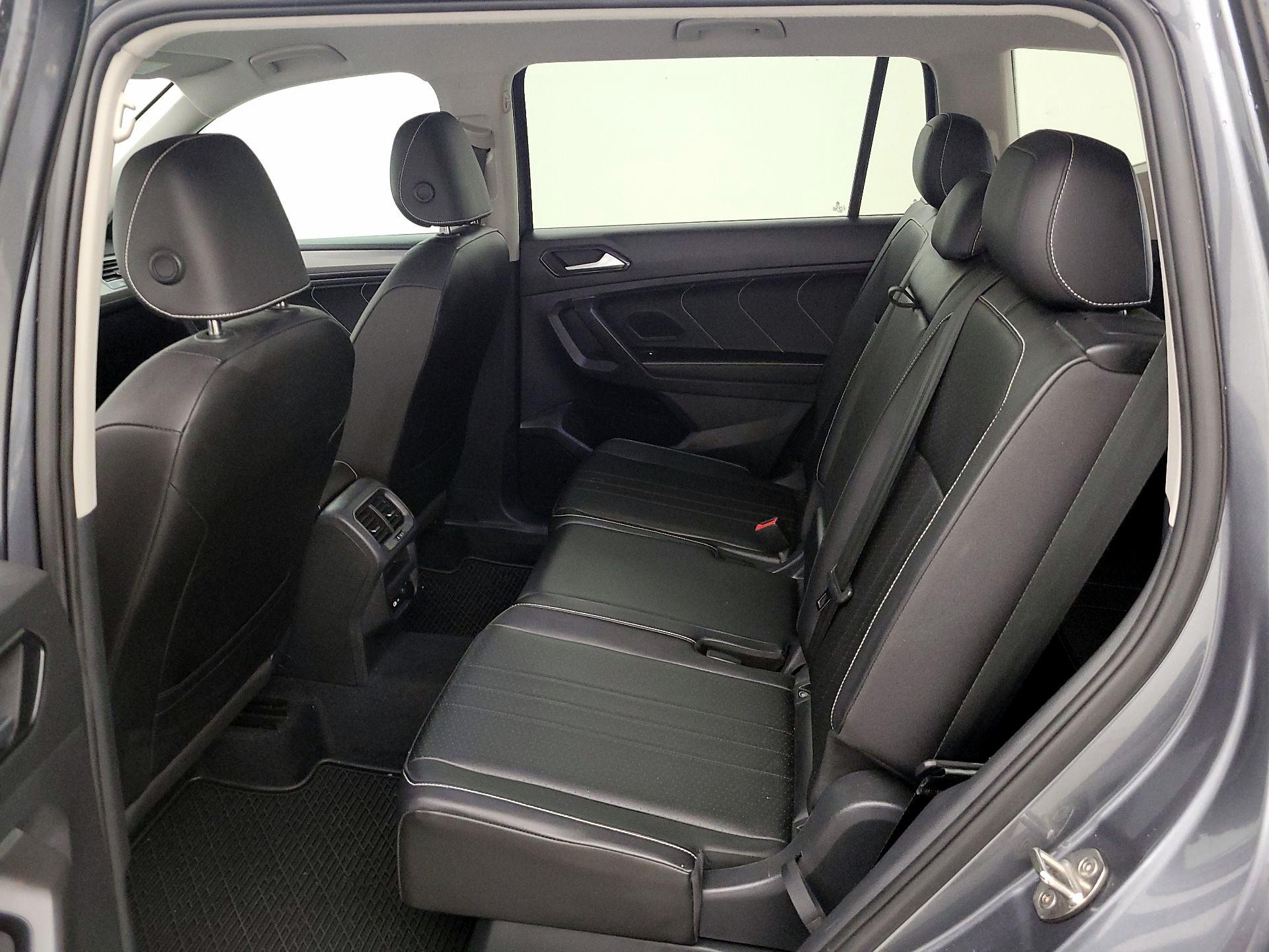 Thumbnail: 2022 Volkswagen Tiguan - 20