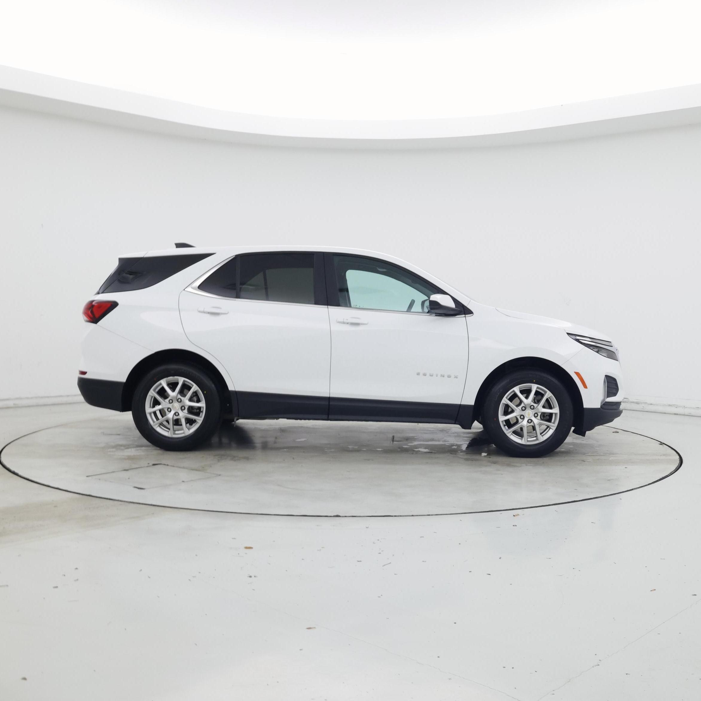 Thumbnail: 2023 Chevrolet Equinox - 7