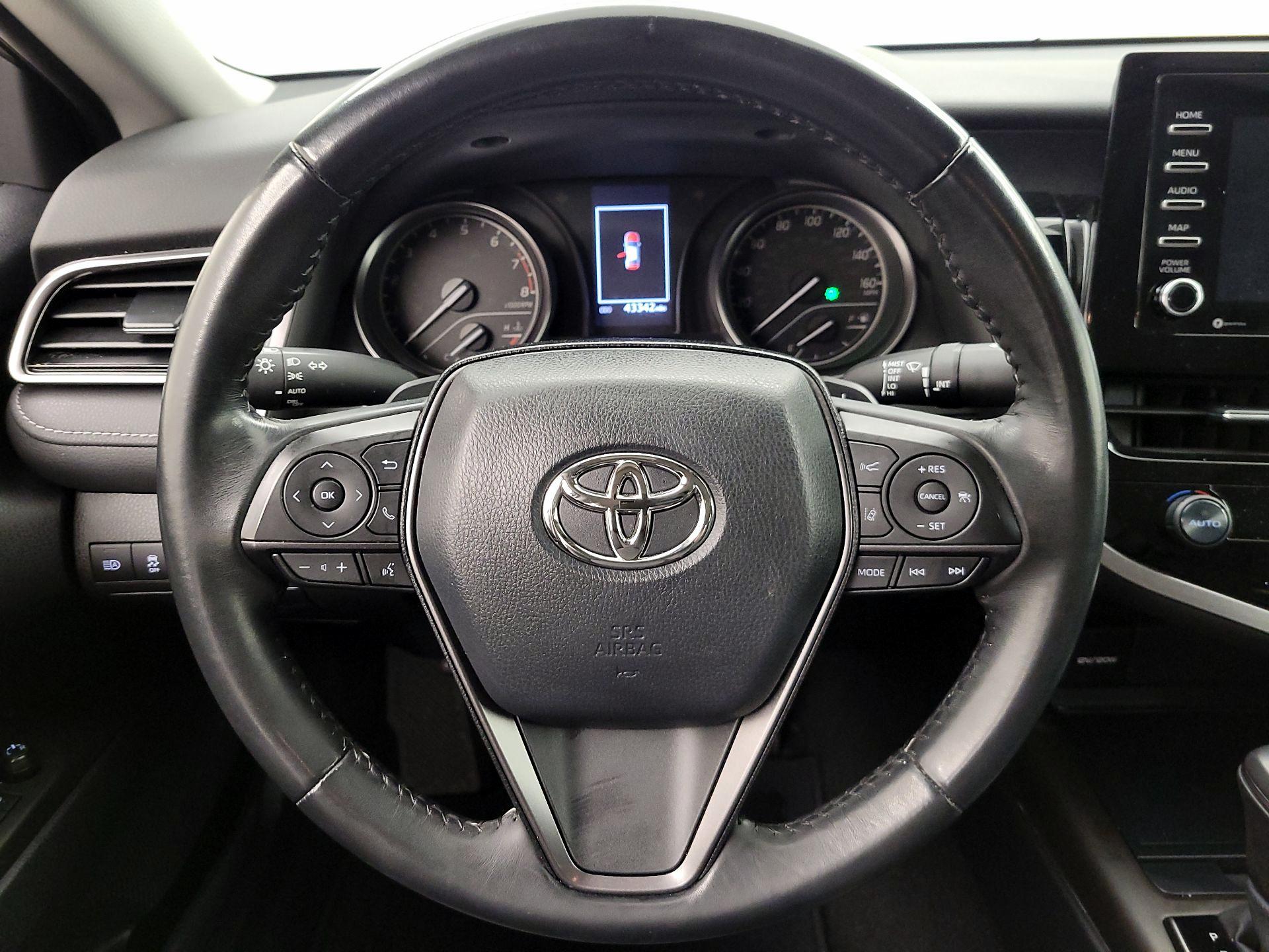 Thumbnail: 2021 Toyota Camry - 10