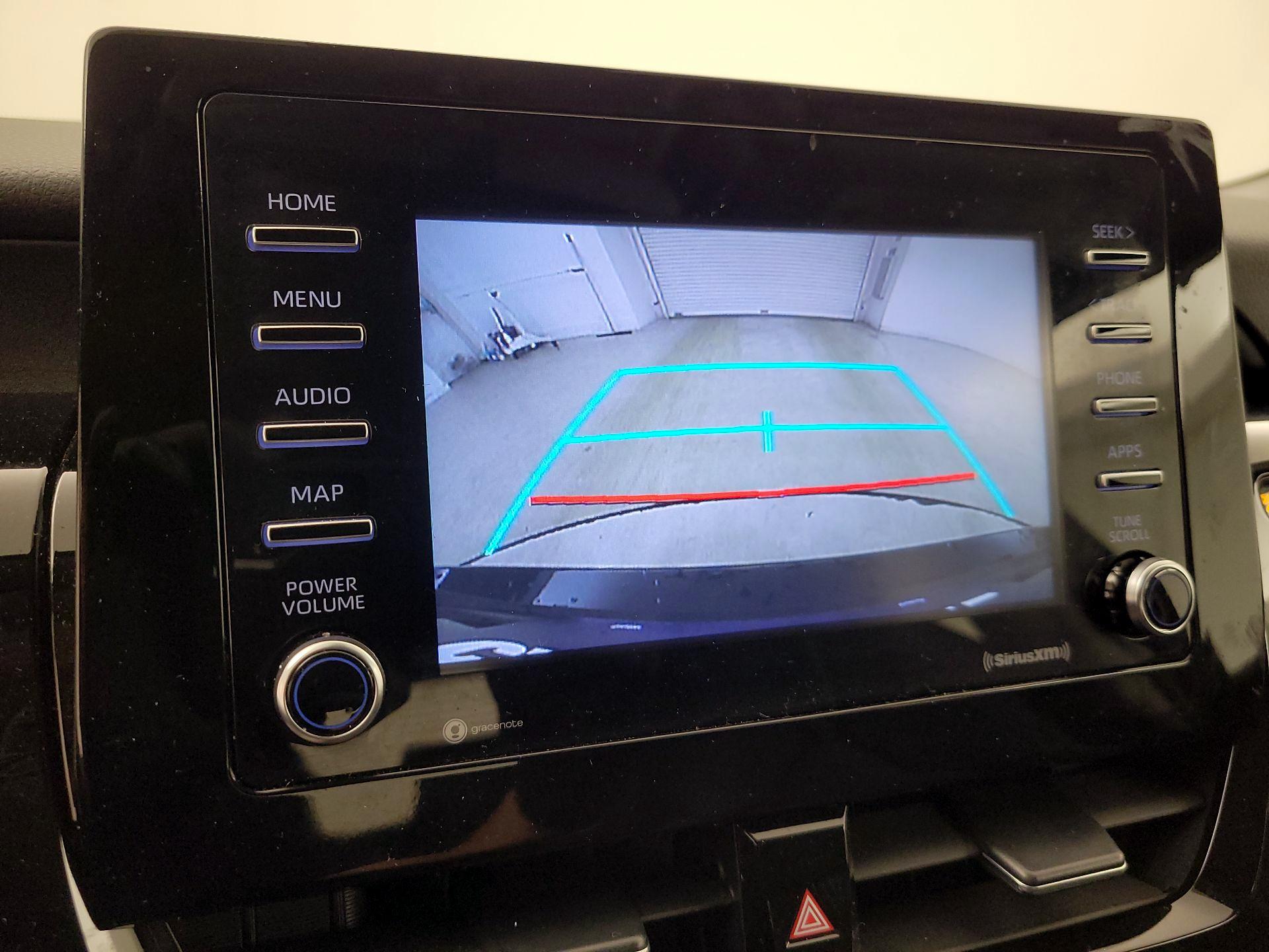 Thumbnail: 2021 Toyota Camry - 15