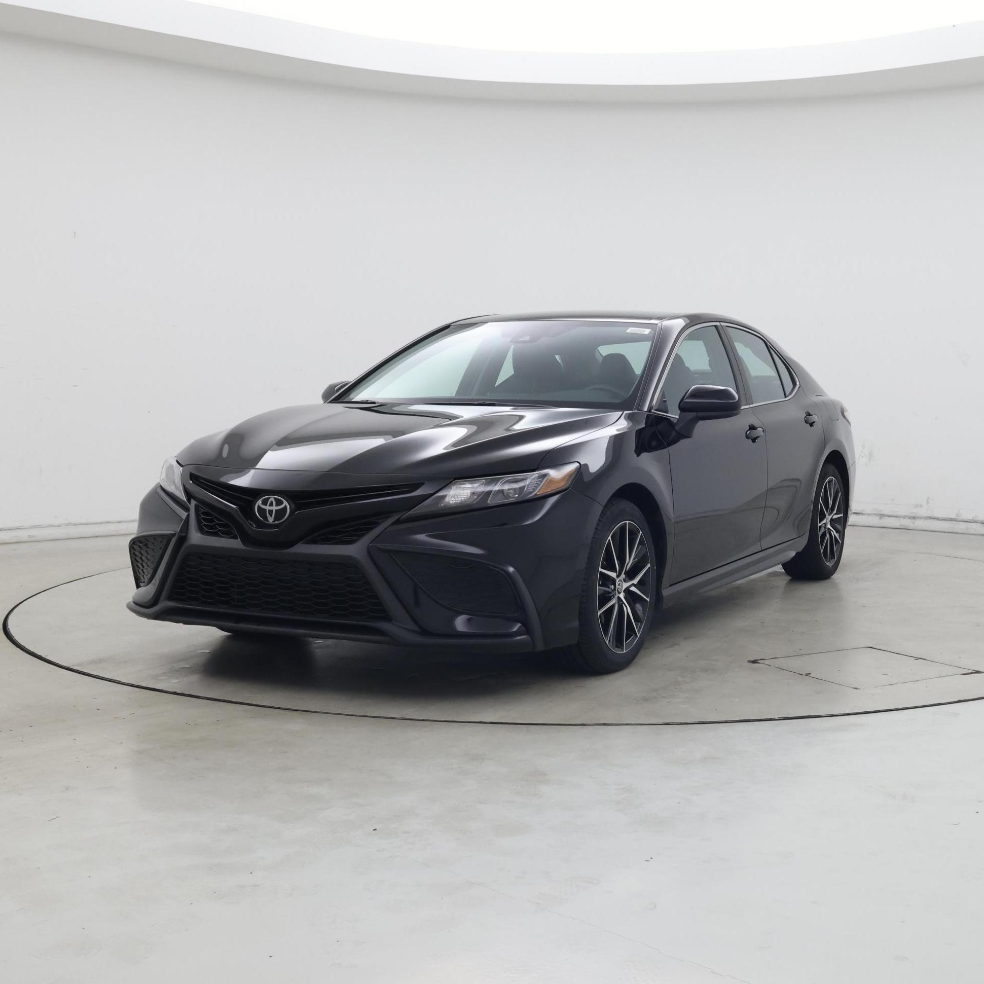 Thumbnail: 2021 Toyota Camry - 4