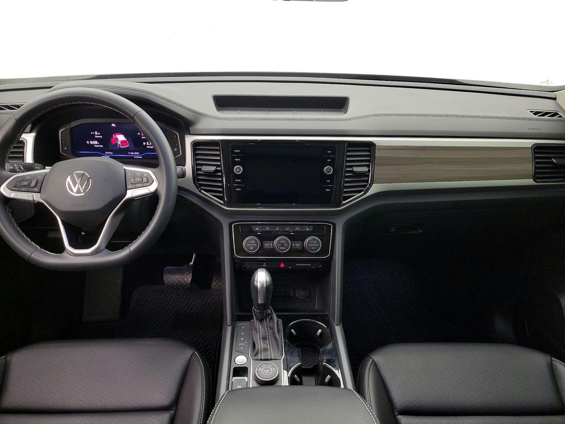 Thumbnail: 2023 Volkswagen Atlas - 9