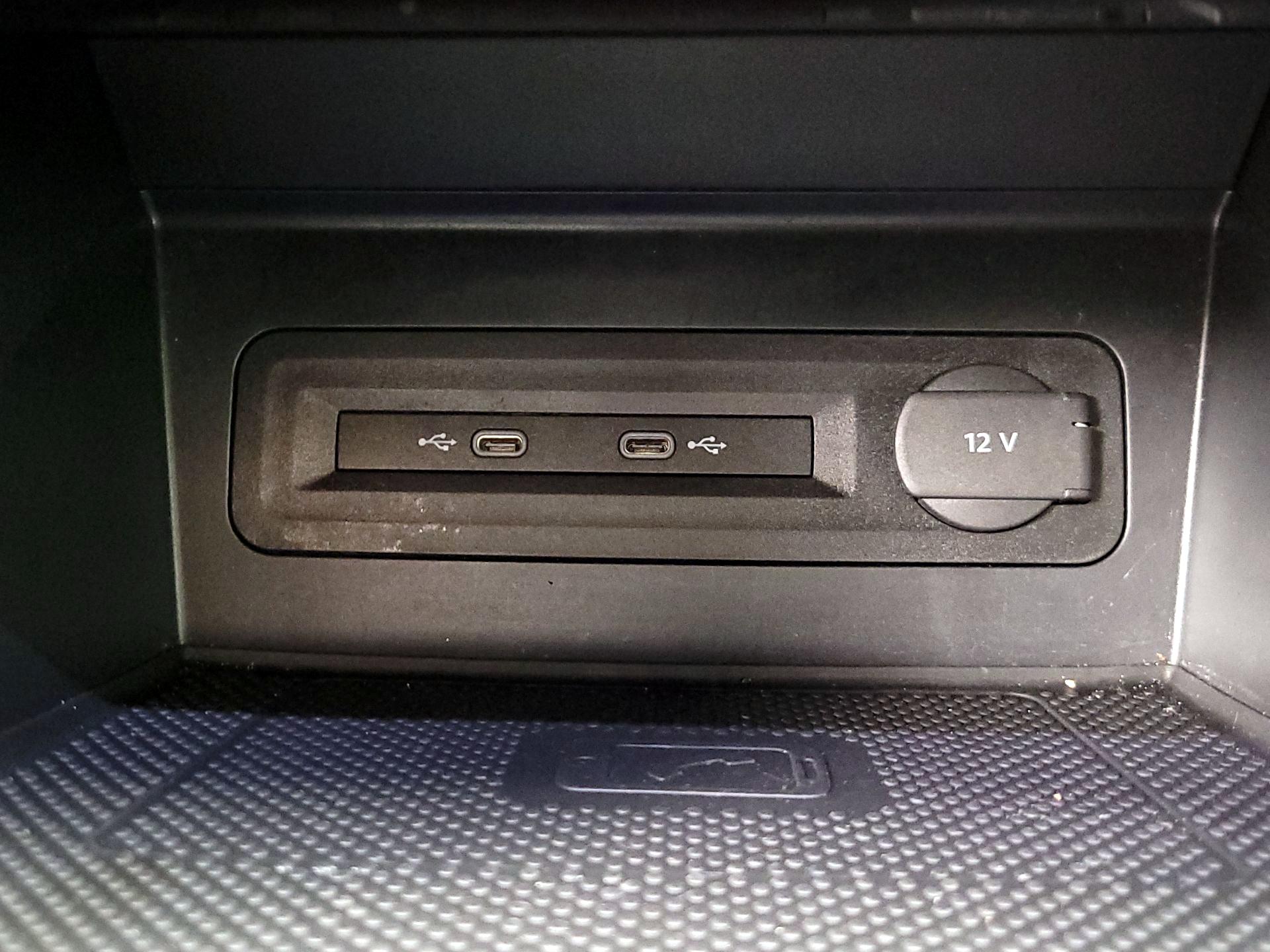 Thumbnail: 2023 Volkswagen Atlas - 19