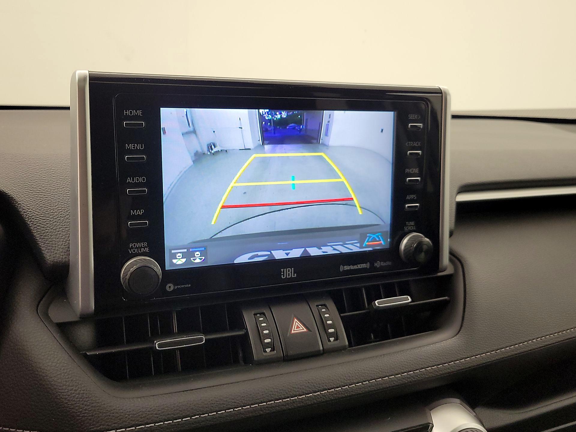 Thumbnail: 2020 Toyota RAV4 - 14