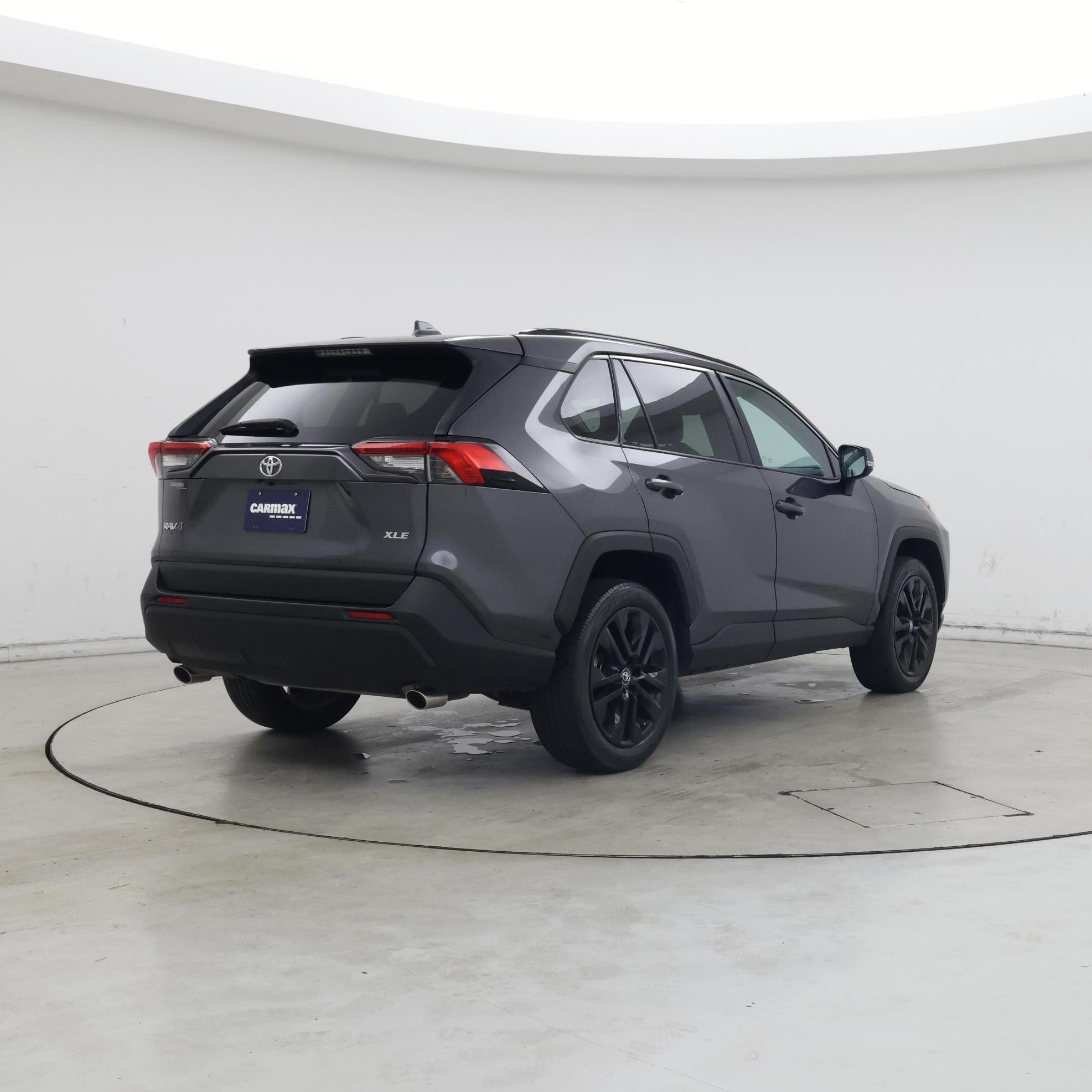 Thumbnail: 2020 Toyota RAV4 - 8