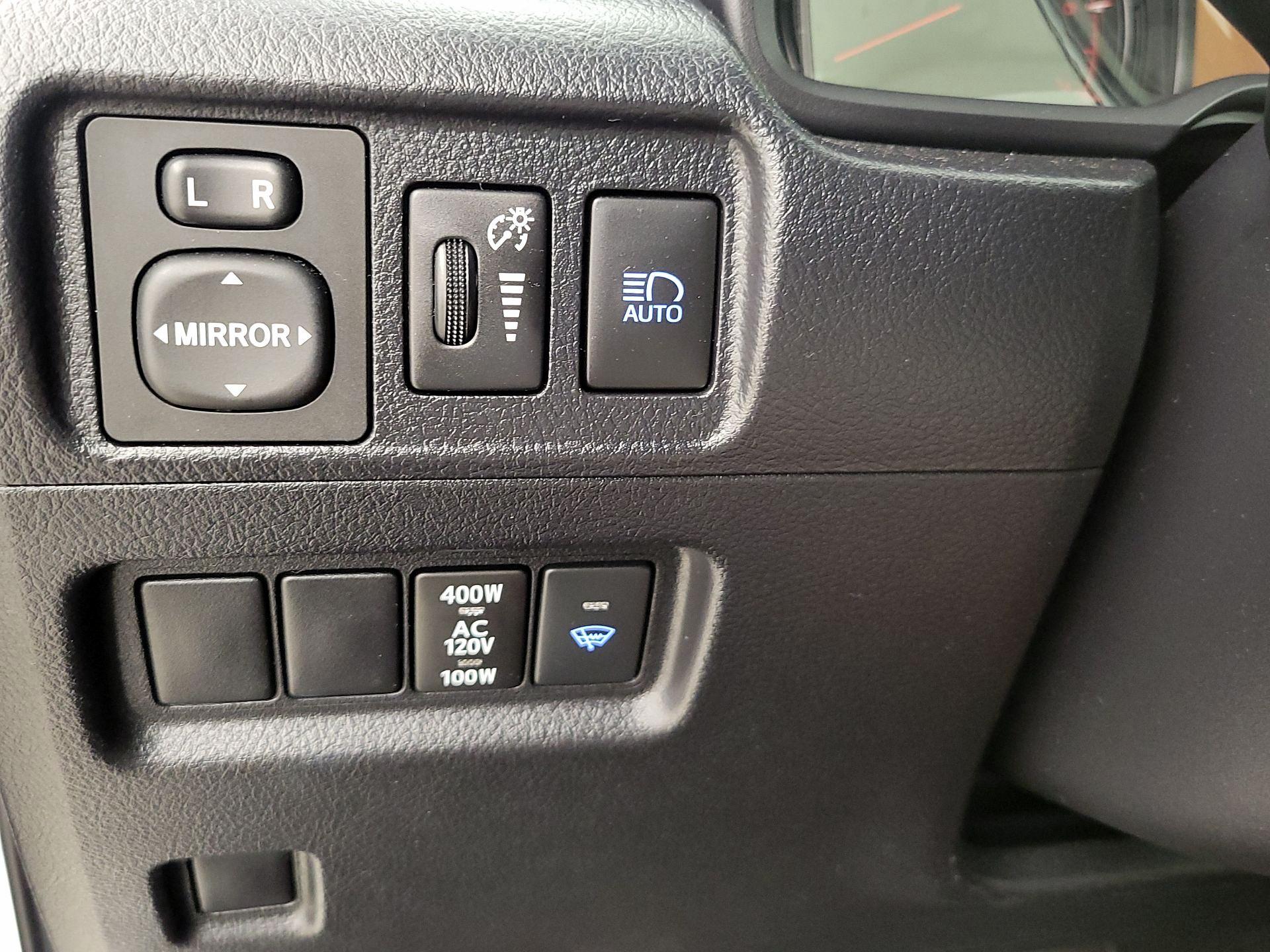 Thumbnail: 2024 Toyota 4Runner - 13