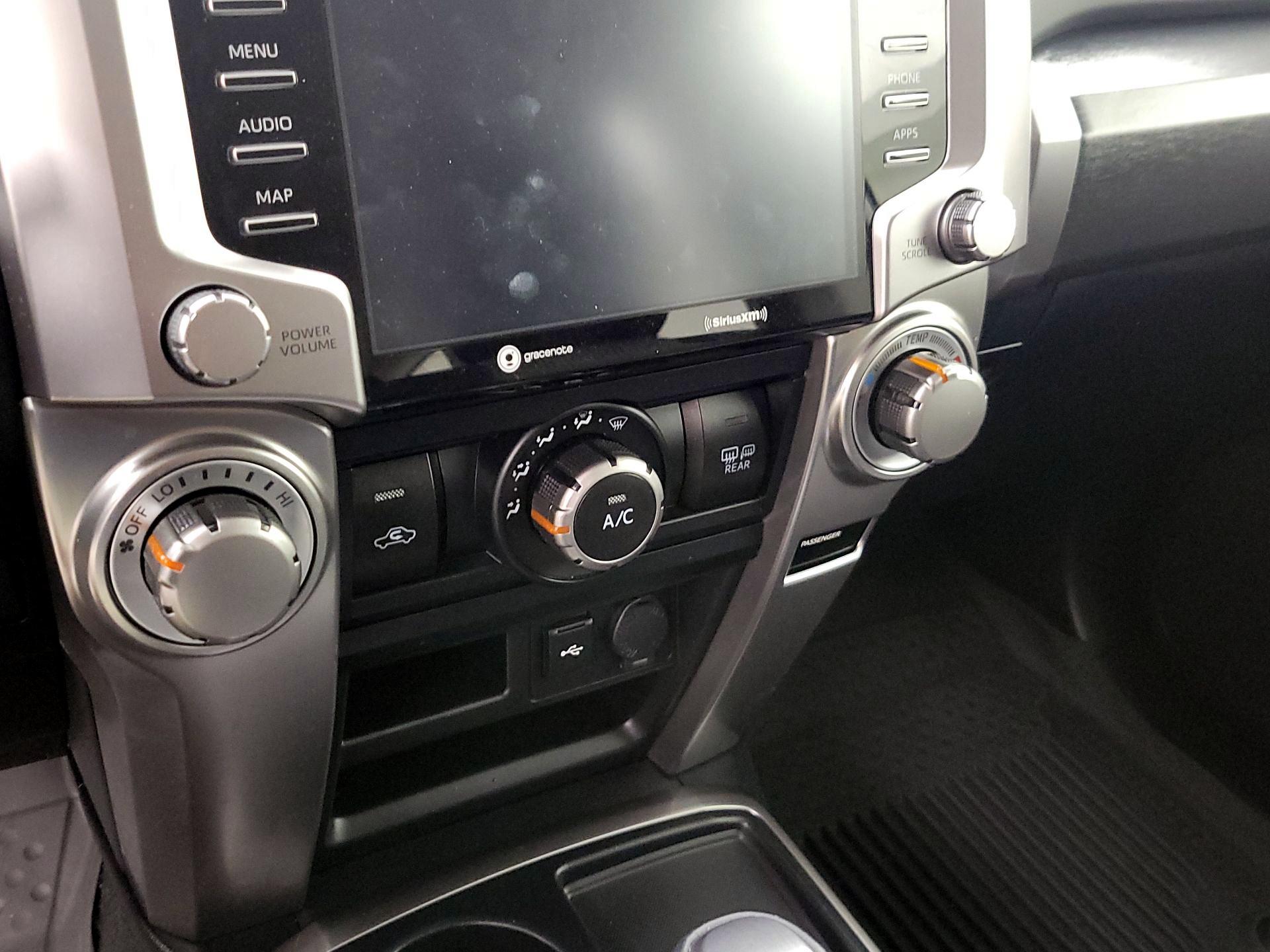 Thumbnail: 2024 Toyota 4Runner - 16