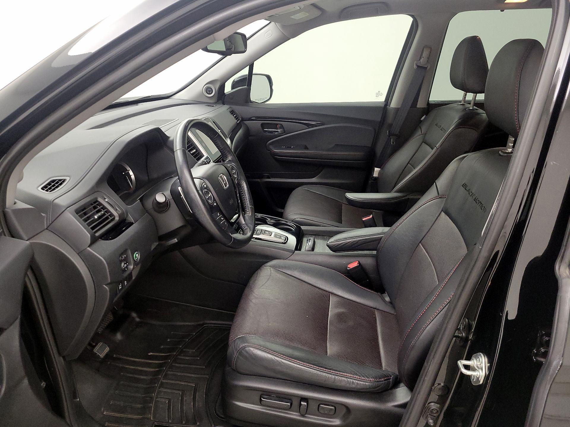 Thumbnail: 2016 Honda Pilot - 11