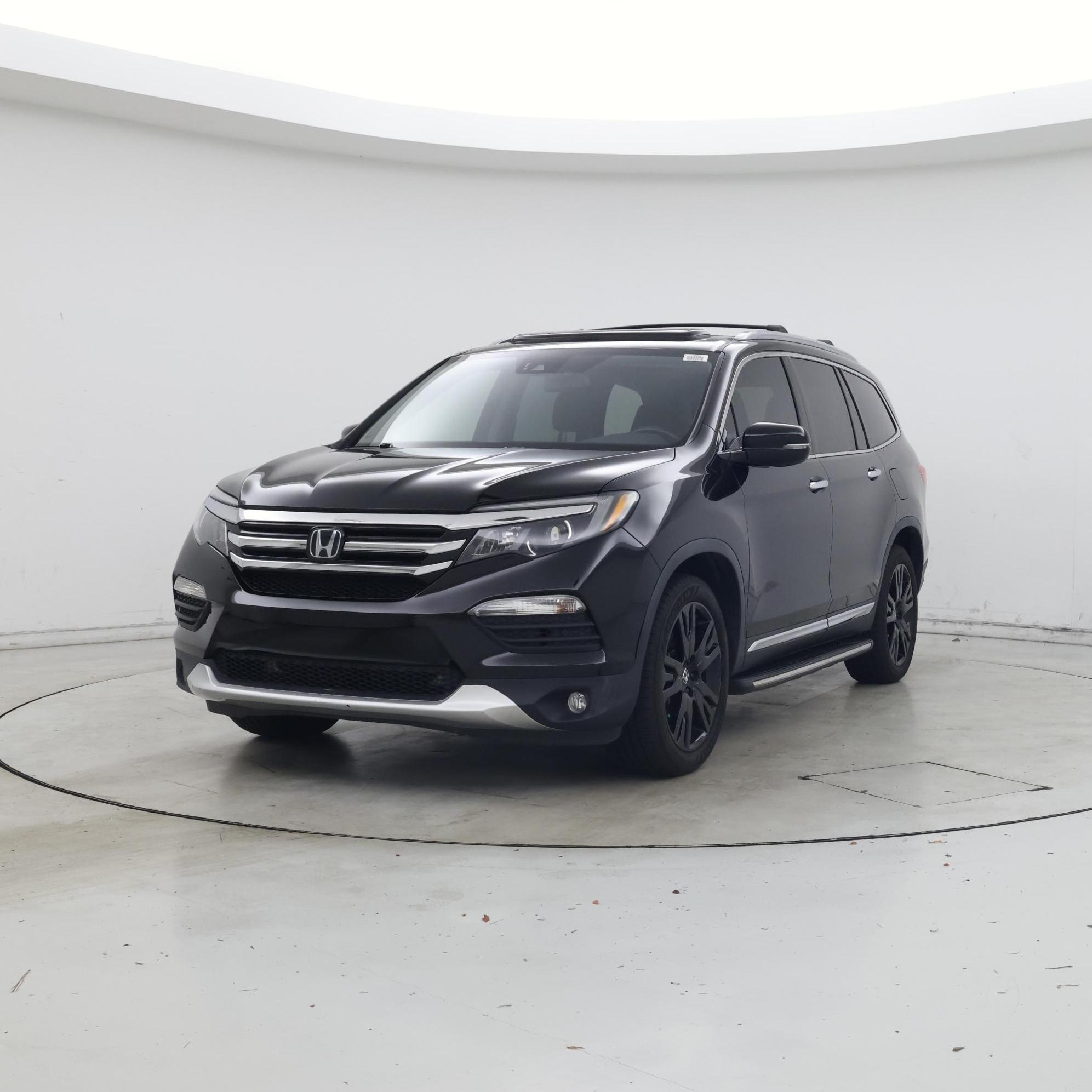 Thumbnail: 2016 Honda Pilot - 4