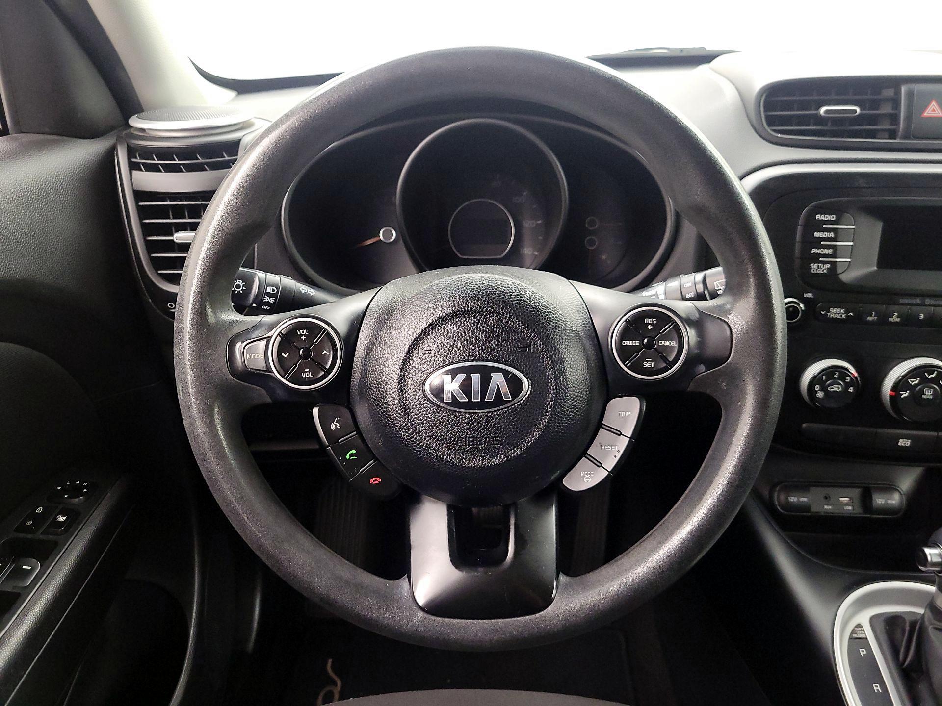 Thumbnail: 2016 Kia Soul - 10