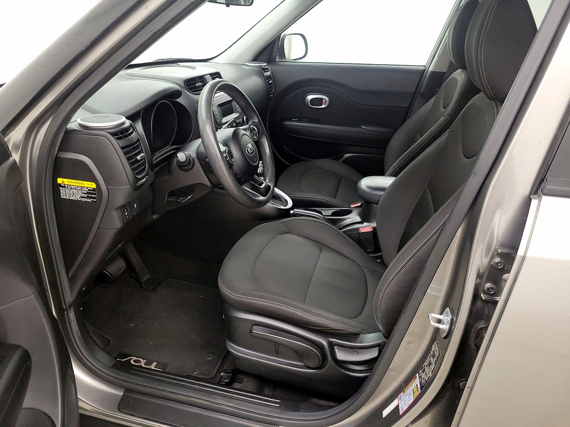 Thumbnail: 2016 Kia Soul - 11