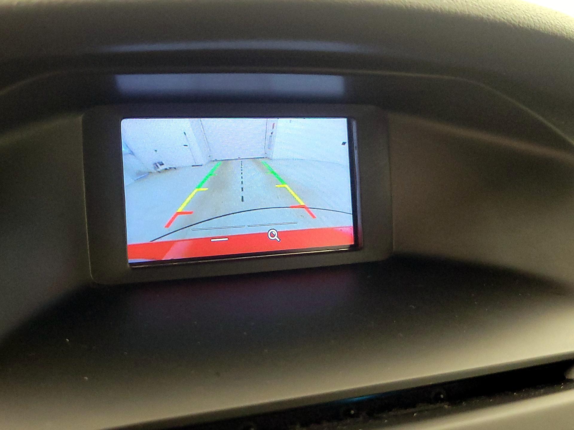 Thumbnail: 2017 Ford Focus - 14