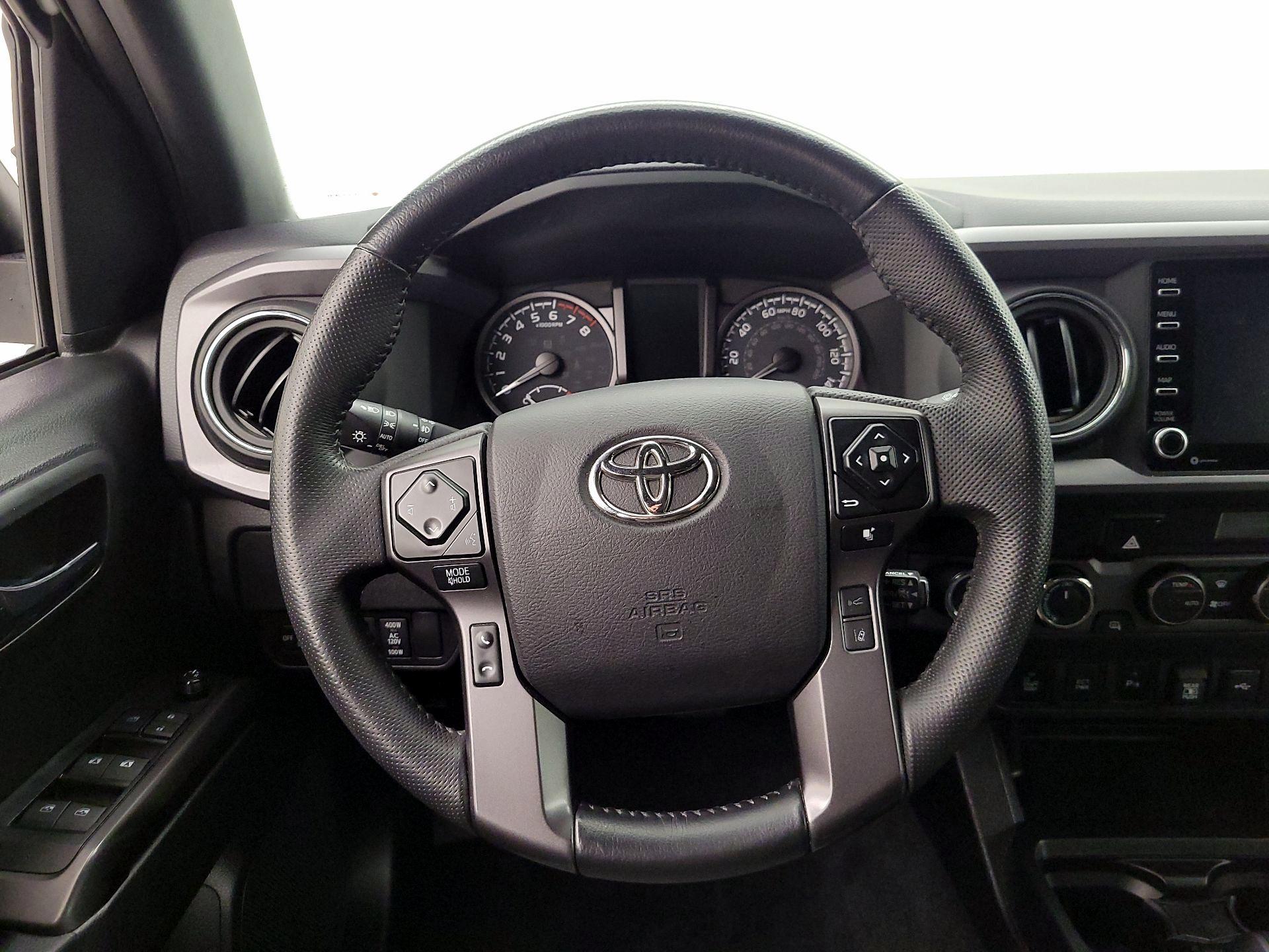 Thumbnail: 2022 Toyota Tacoma - 10