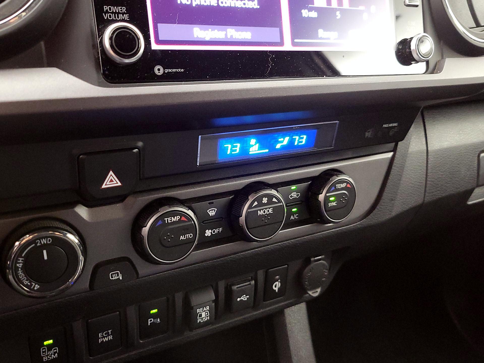 Thumbnail: 2022 Toyota Tacoma - 16