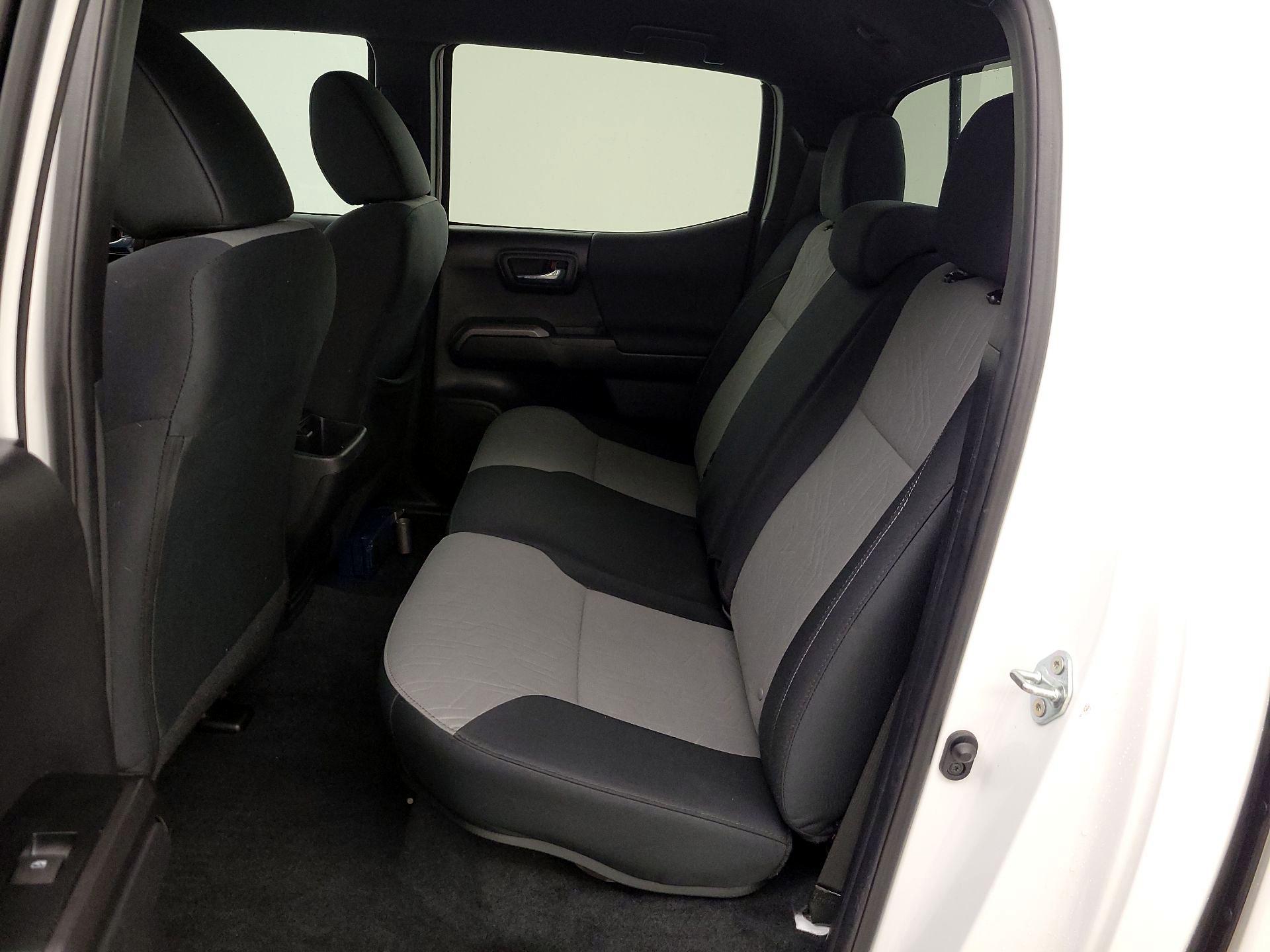 Thumbnail: 2022 Toyota Tacoma - 19