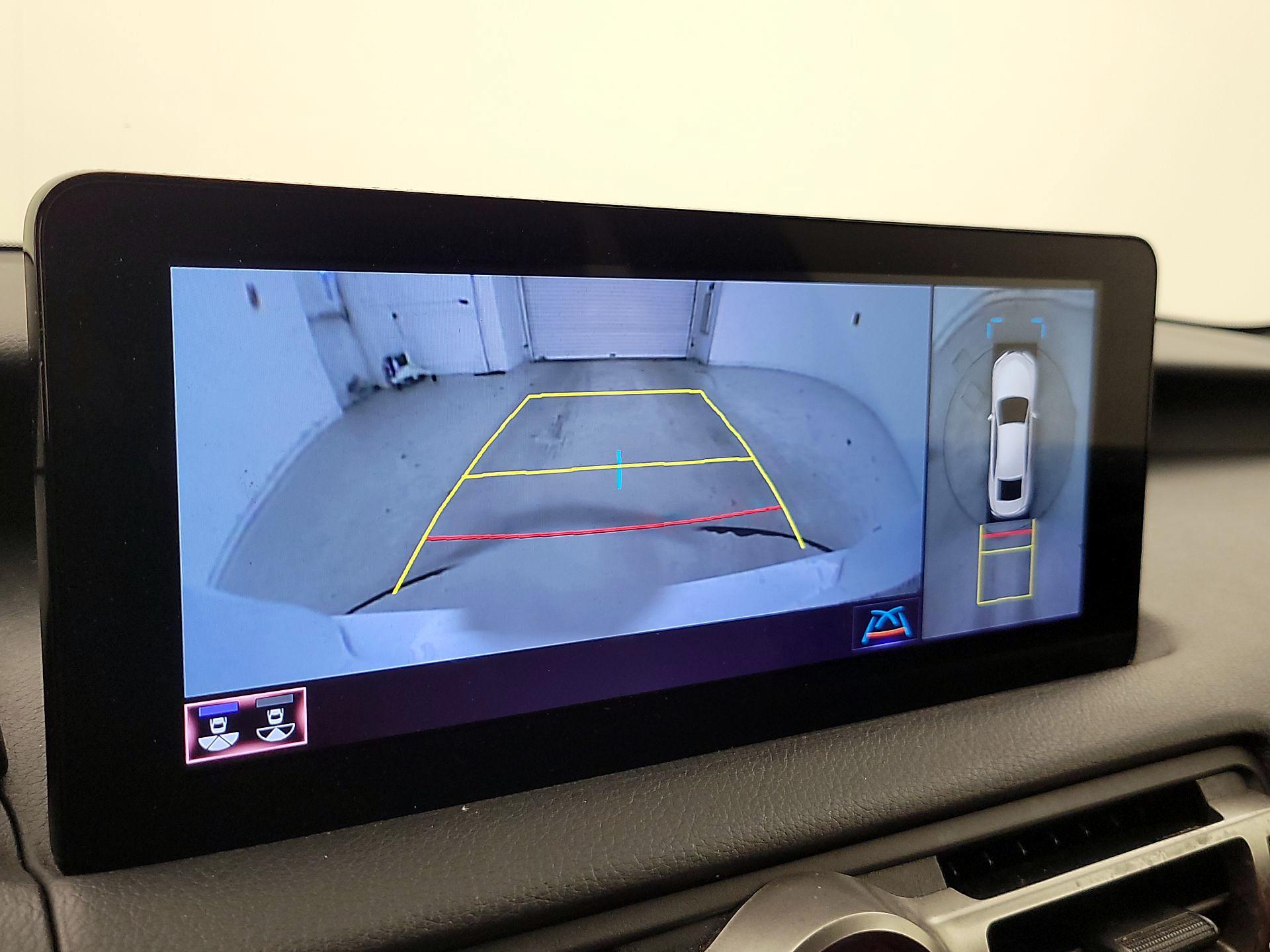 Thumbnail: 2022 Lexus IS - 15