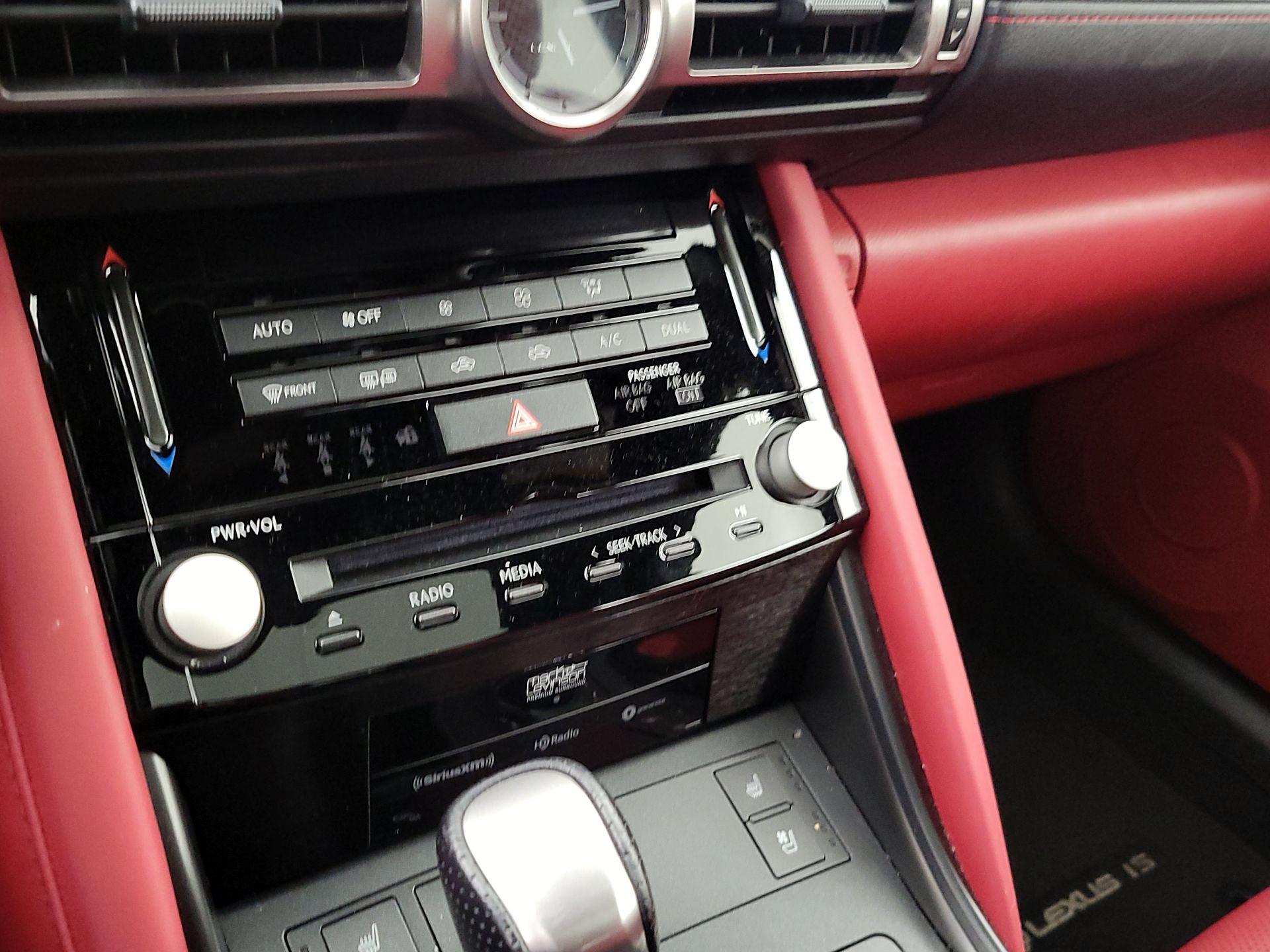 Thumbnail: 2022 Lexus IS - 17