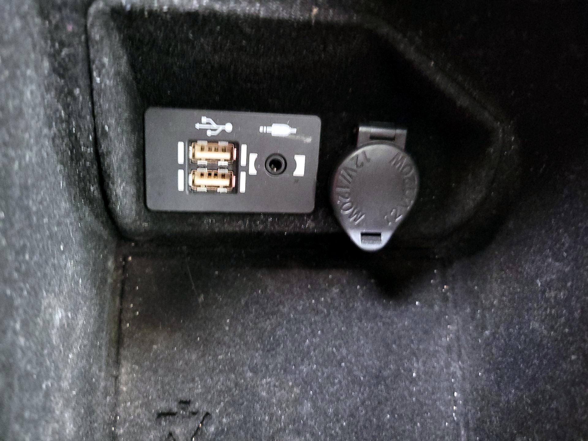 Thumbnail: 2022 Lexus IS - 19