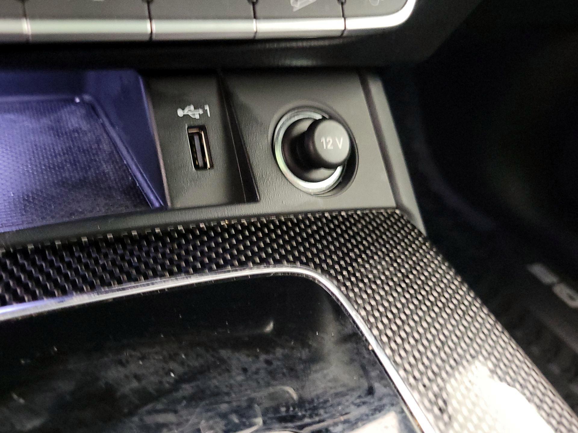 Thumbnail: 2022 Audi SQ5 - 19