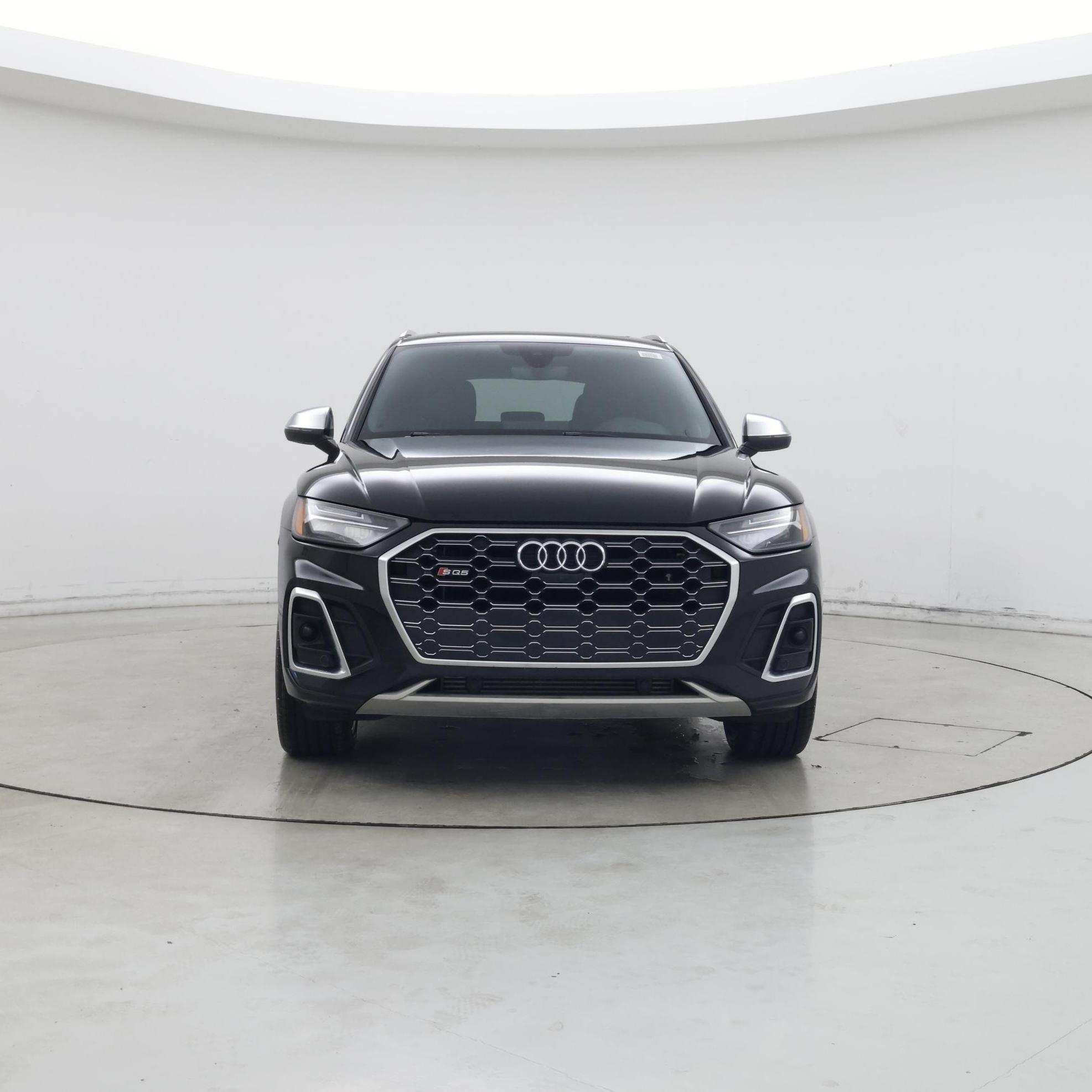 Thumbnail: 2022 Audi SQ5 - 5