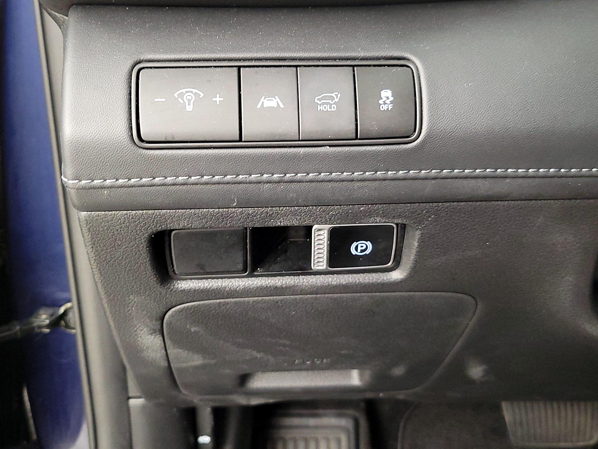 Thumbnail: 2022 Hyundai Santa Fe - 13