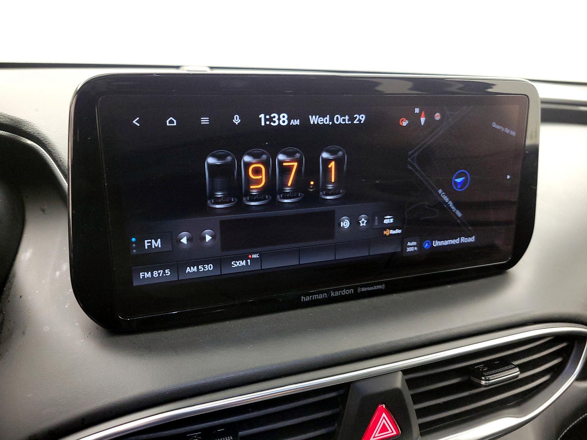 Thumbnail: 2022 Hyundai Santa Fe - 16