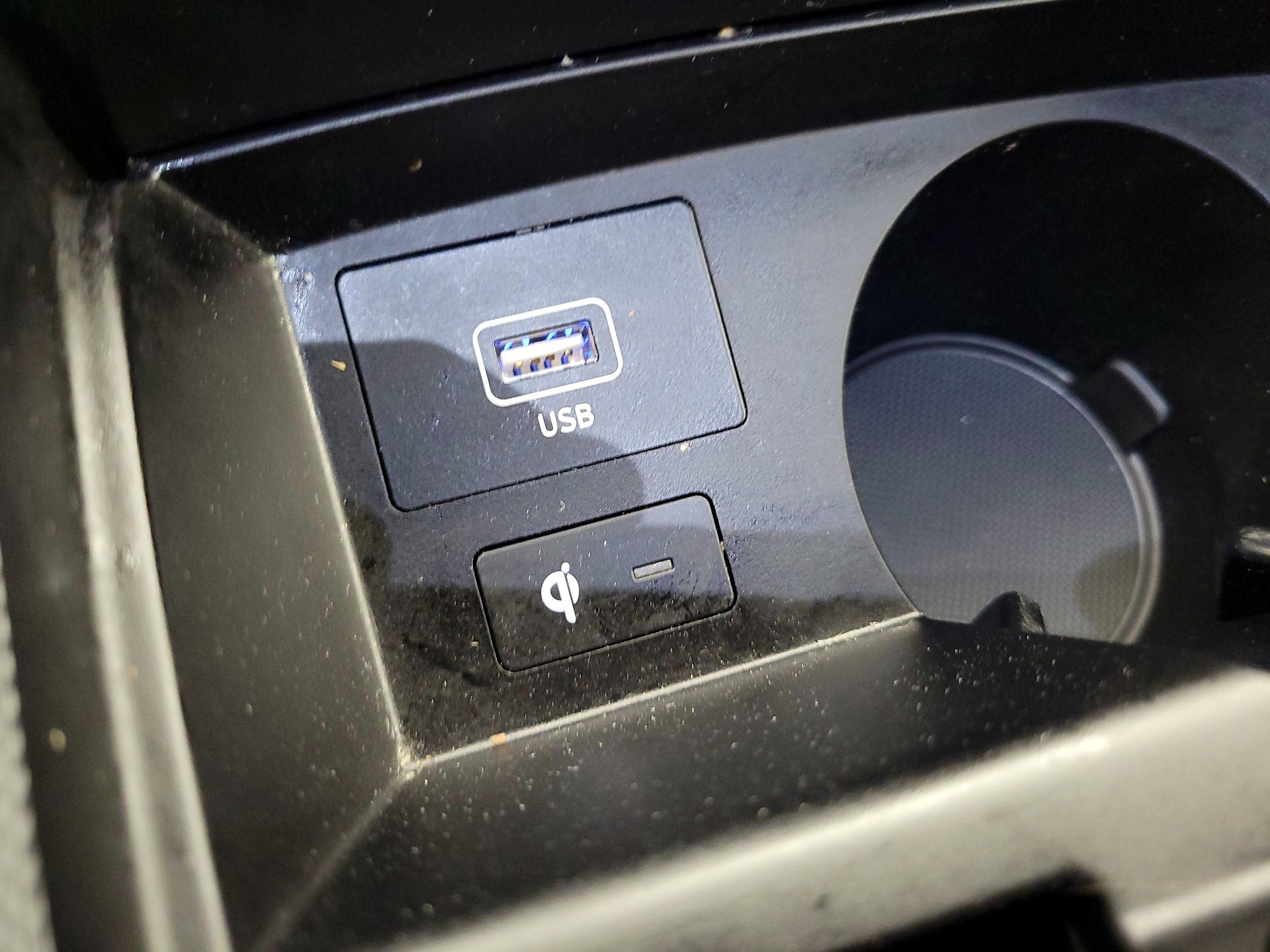 Thumbnail: 2022 Hyundai Santa Fe - 19