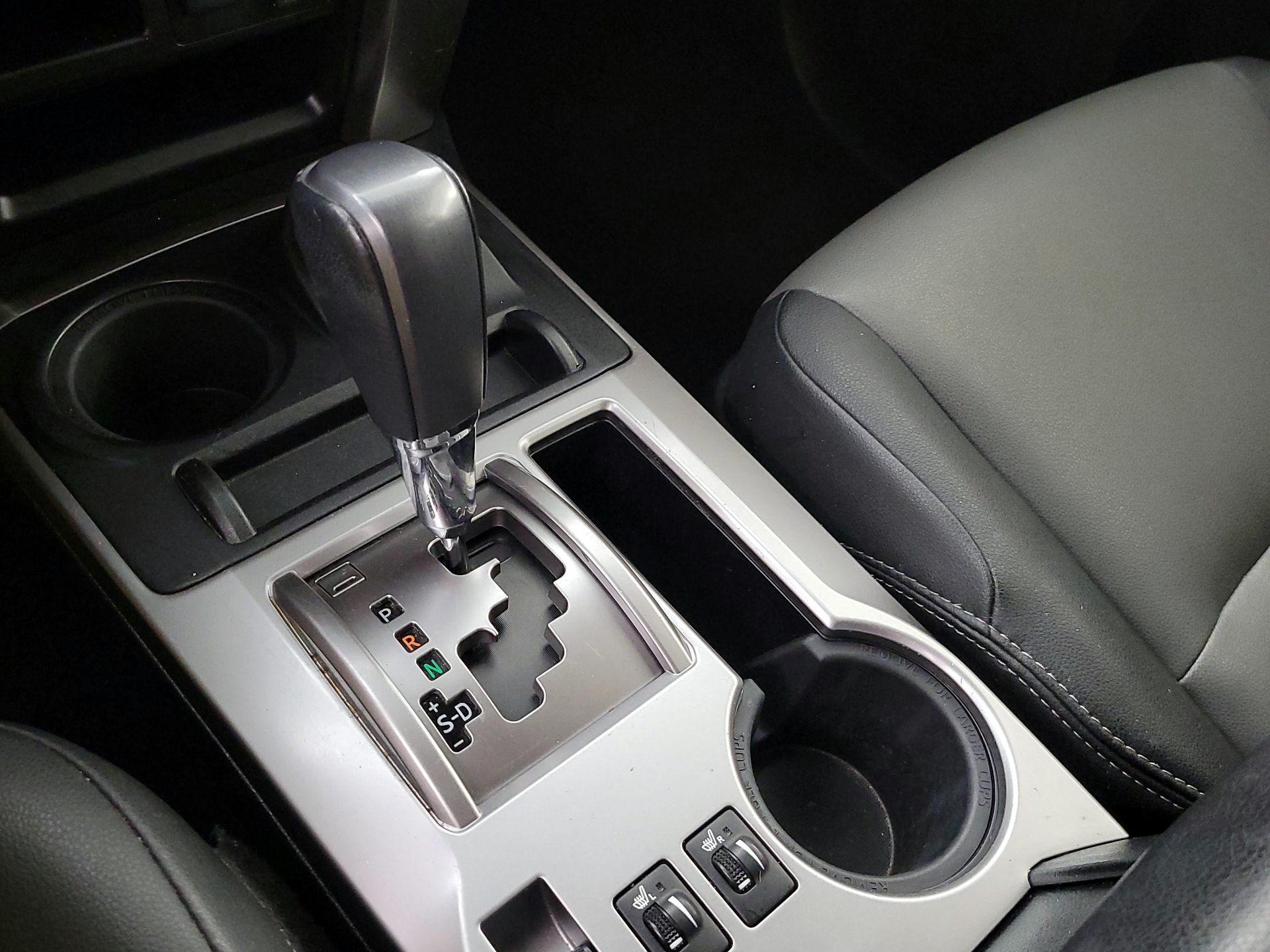 Thumbnail: 2021 Toyota 4Runner - 18