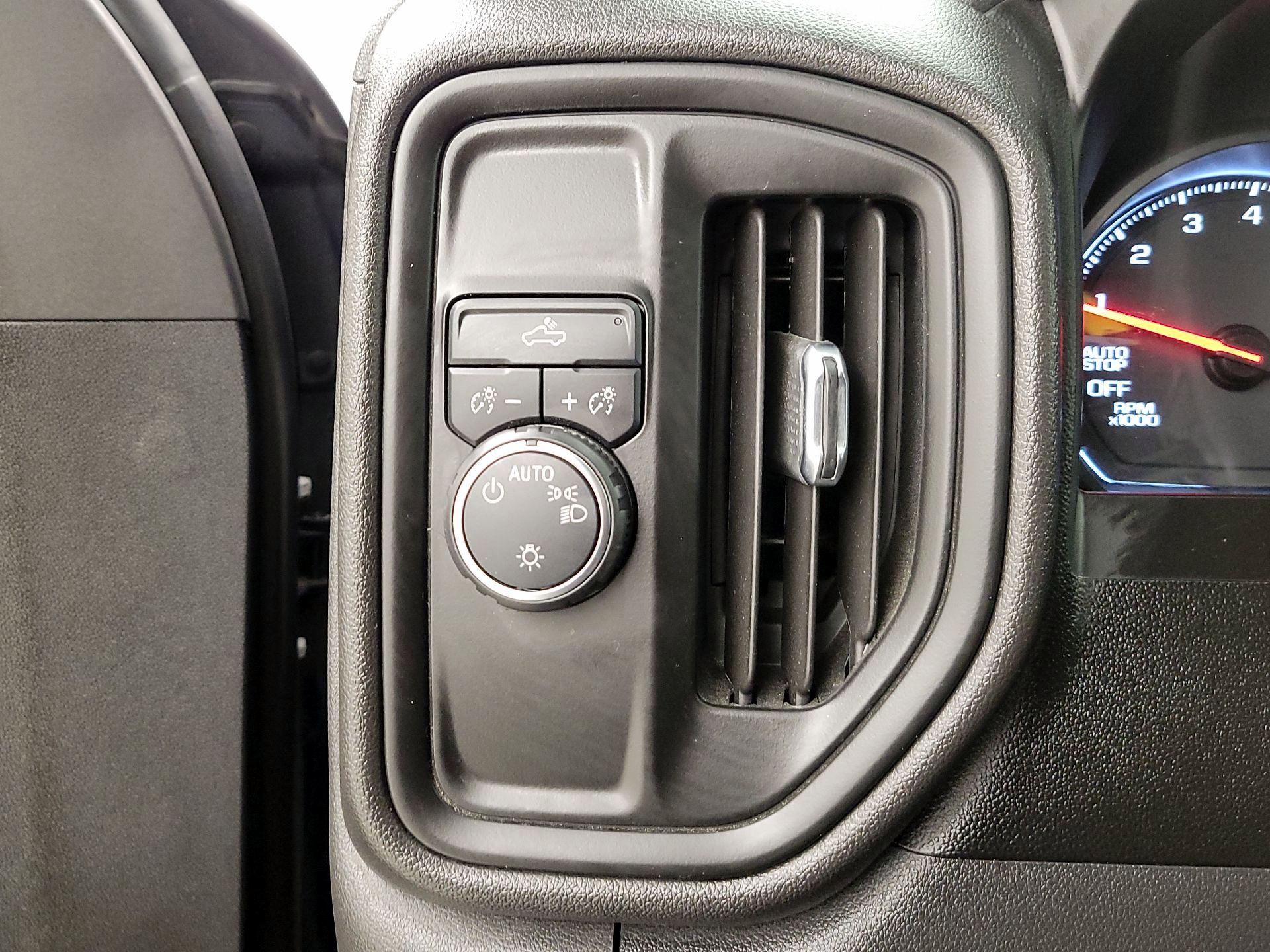 Thumbnail: 2021 Chevrolet Silverado 1500 - 13