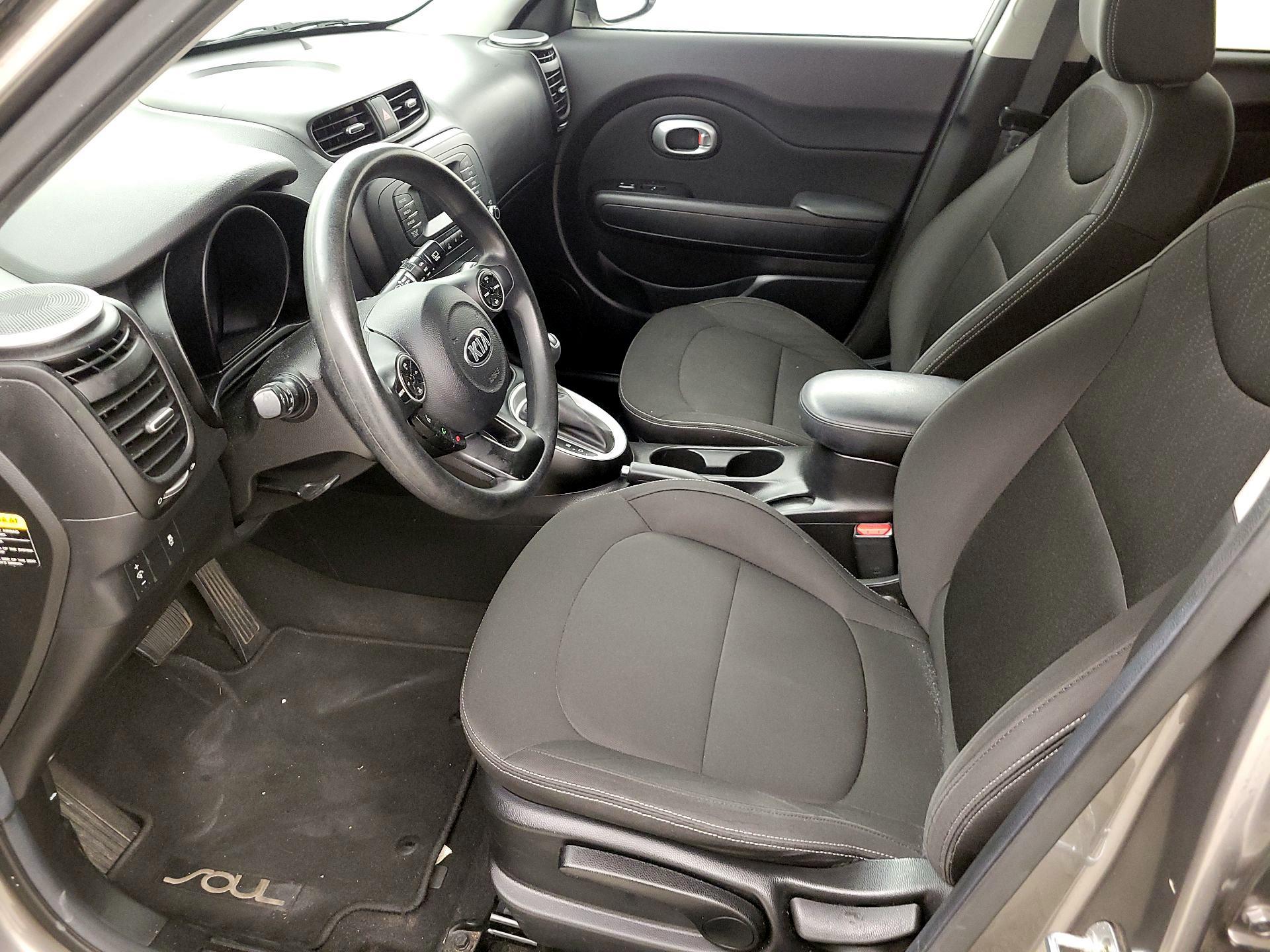 Thumbnail: 2016 Kia Soul - 11