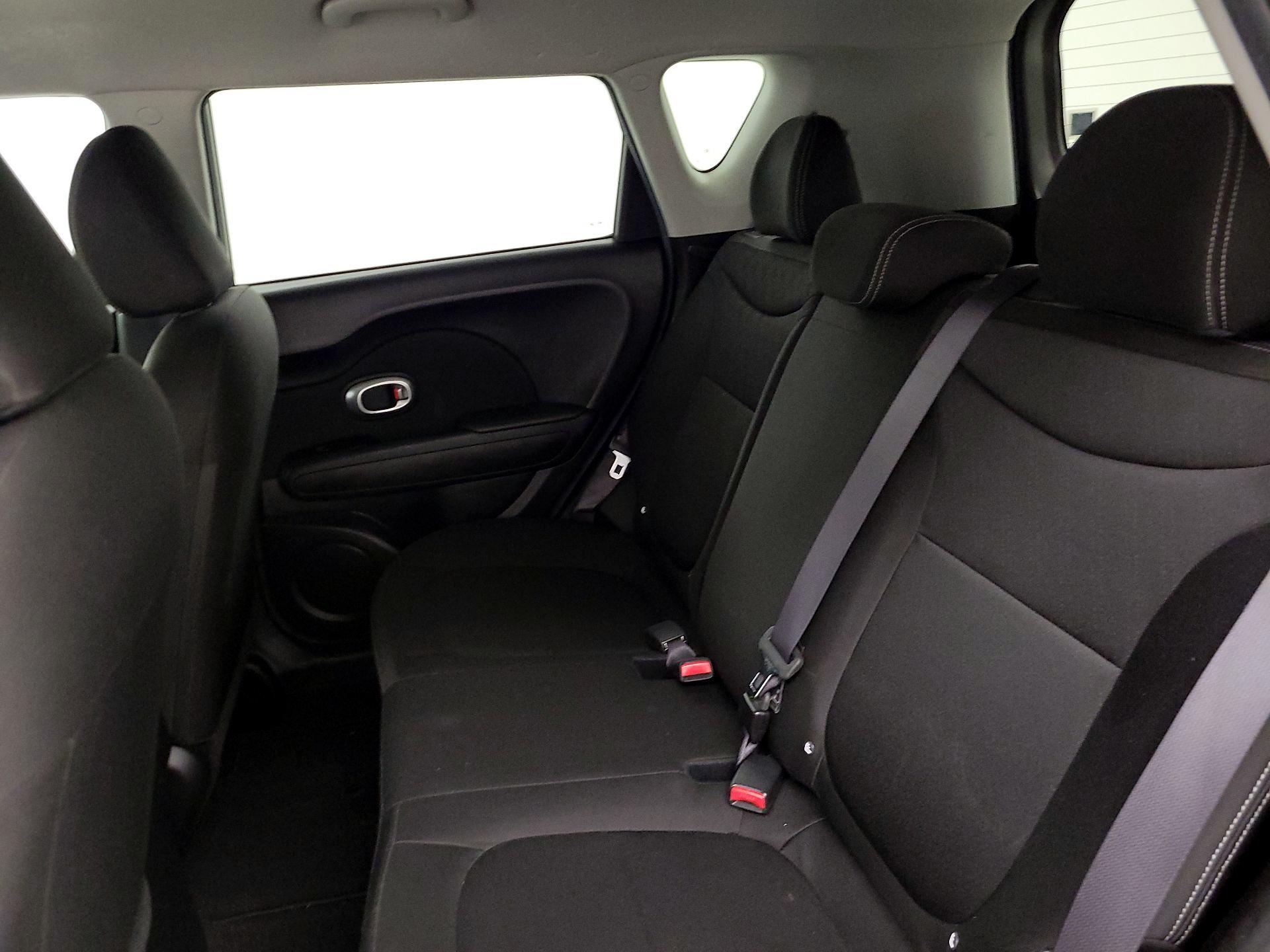 Thumbnail: 2016 Kia Soul - 18