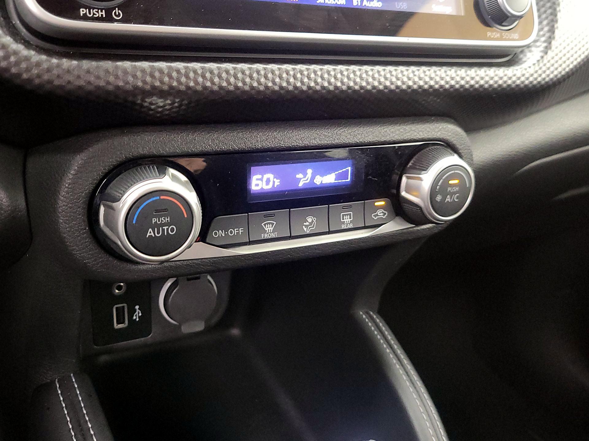 Thumbnail: 2018 Nissan Kicks - 15