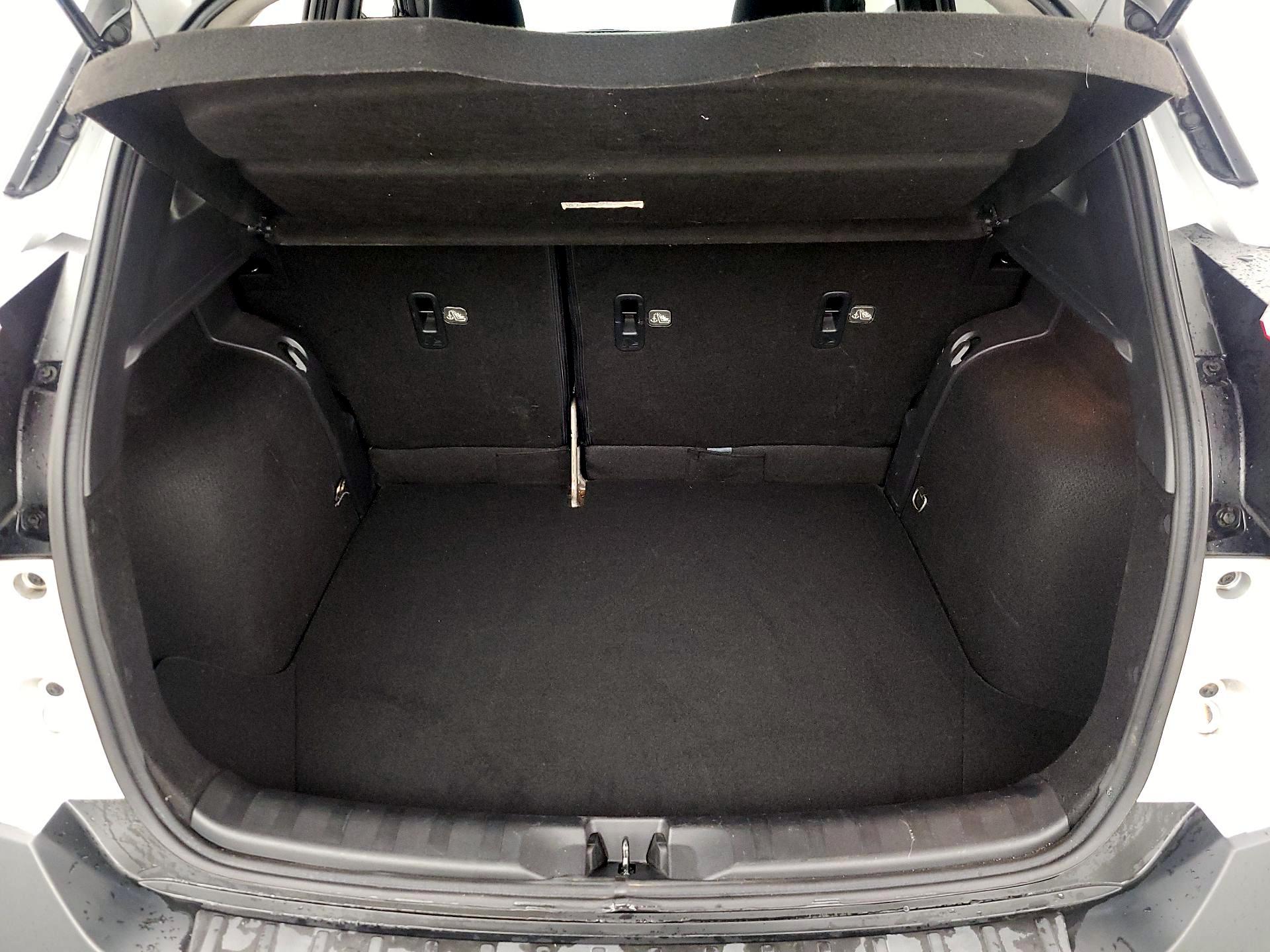 Thumbnail: 2018 Nissan Kicks - 19