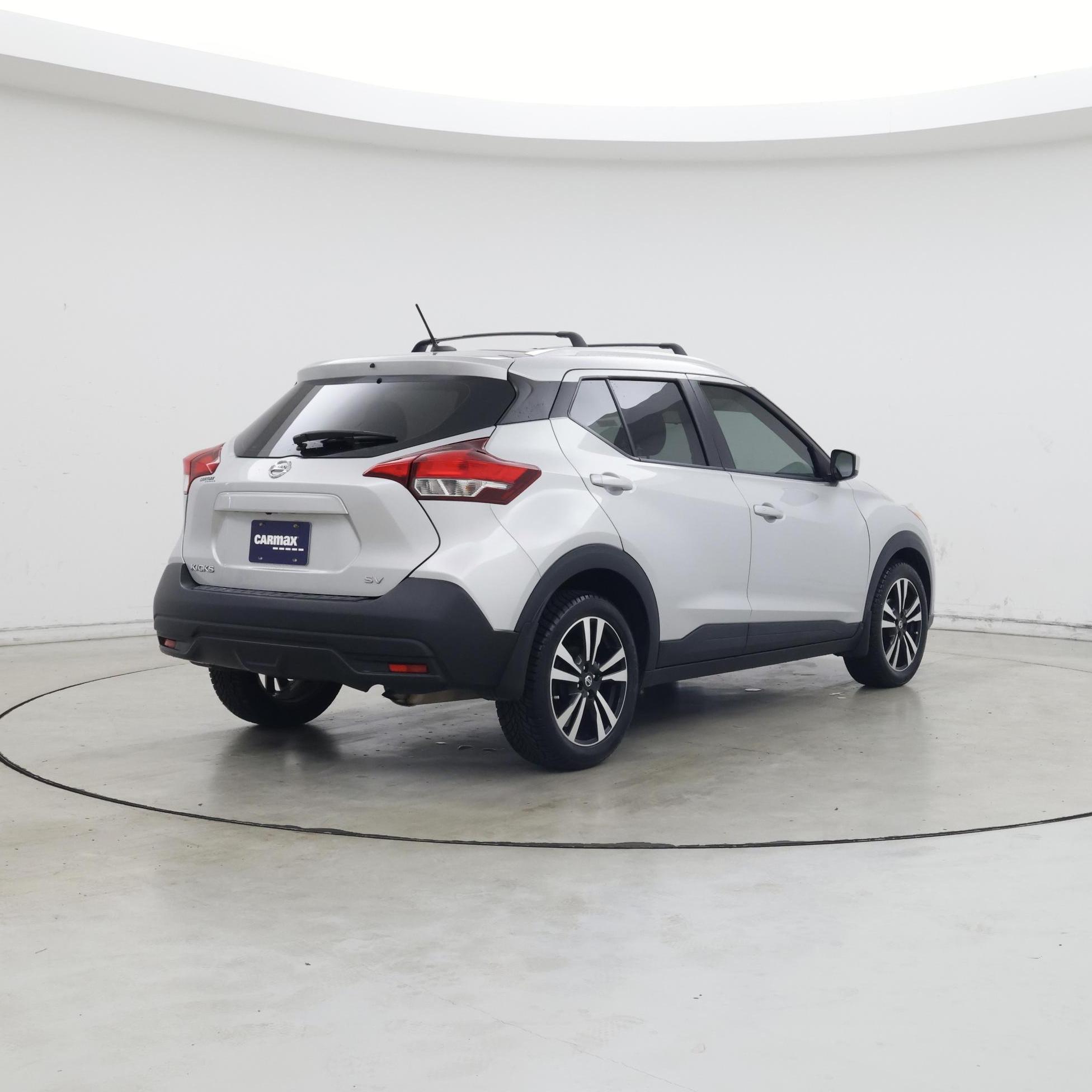 Thumbnail: 2018 Nissan Kicks - 8