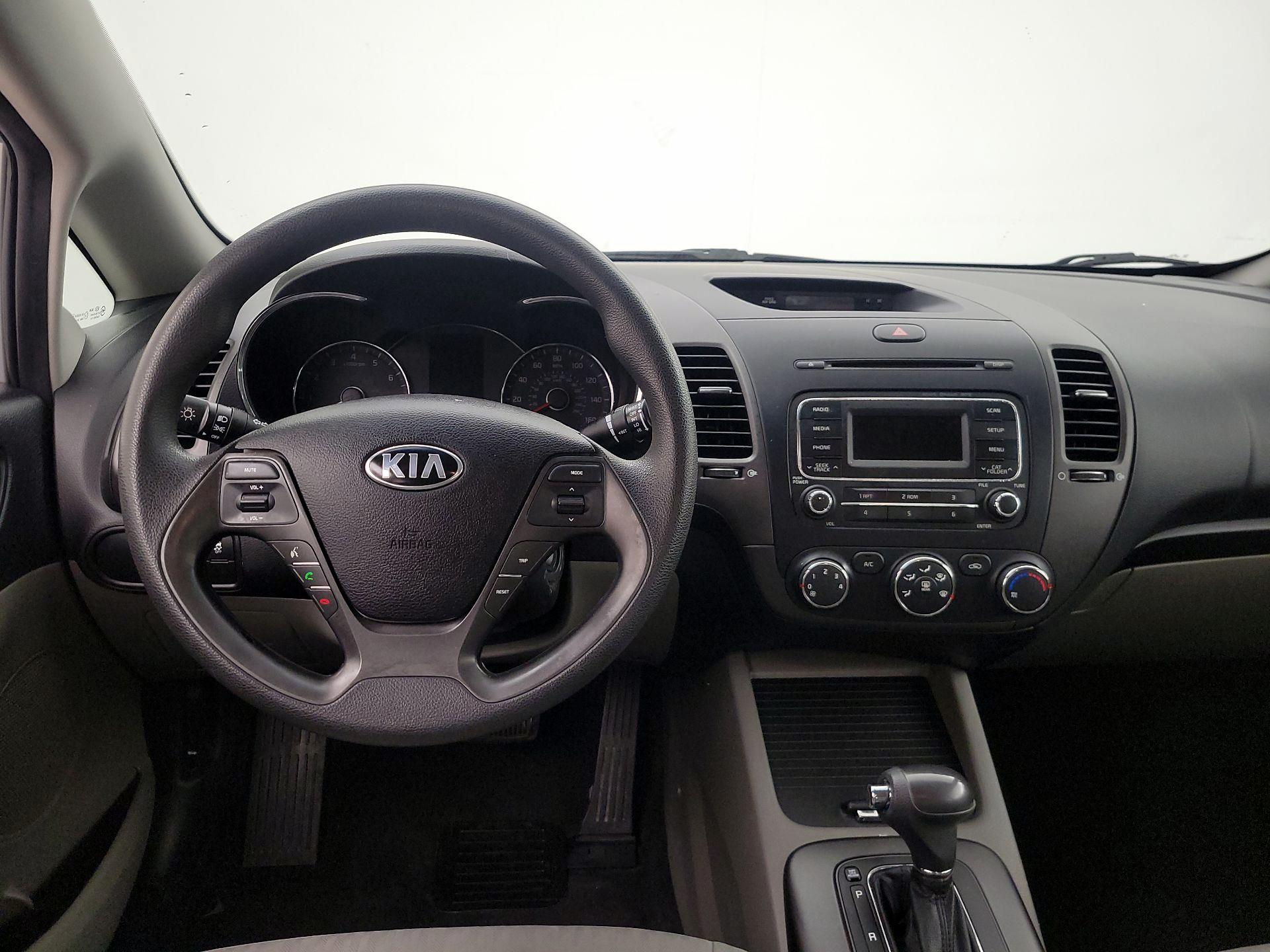 Thumbnail: 2014 Kia Forte - 10