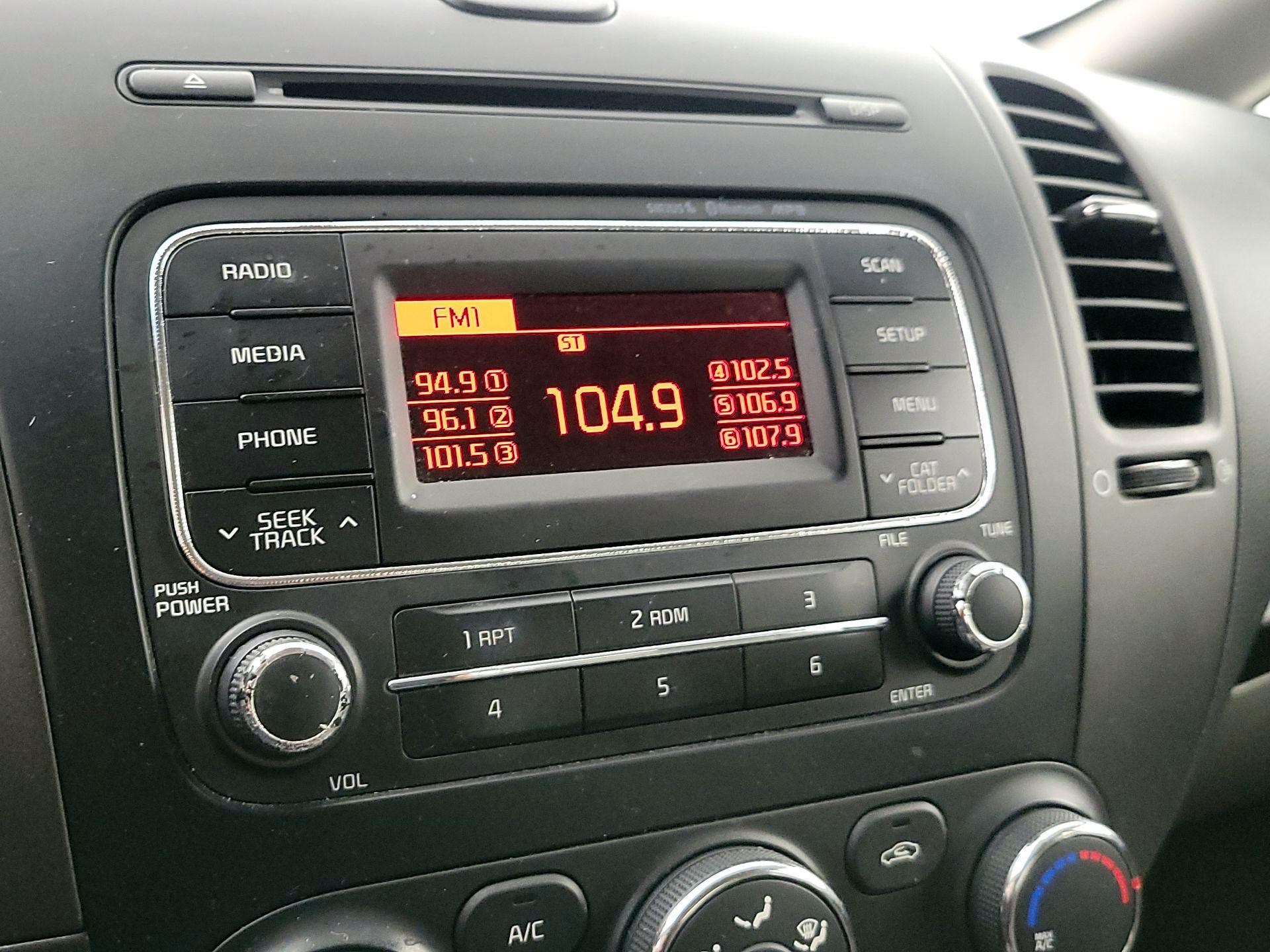 Thumbnail: 2014 Kia Forte - 14