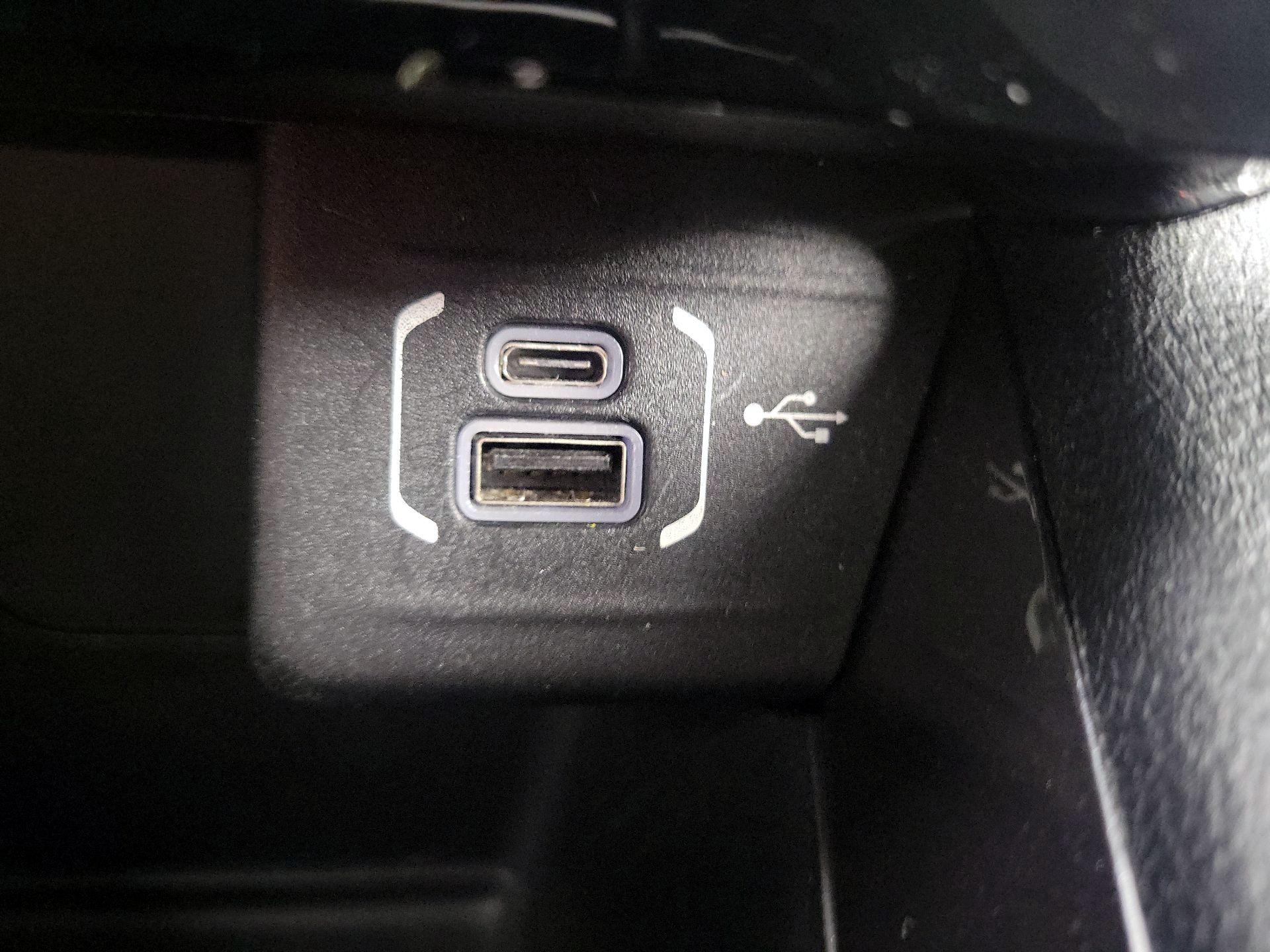 Thumbnail: 2022 Jeep Compass - 18