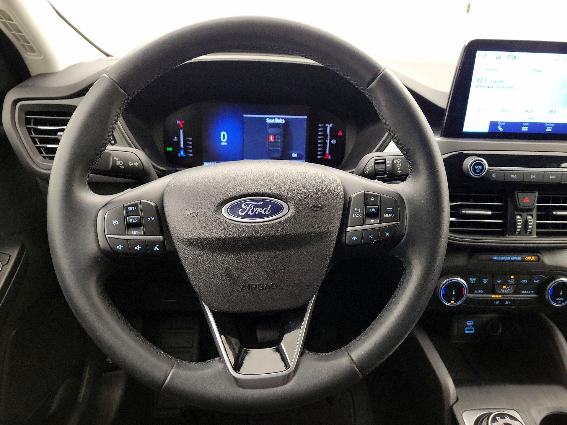 Thumbnail: 2023 Ford Escape - 10