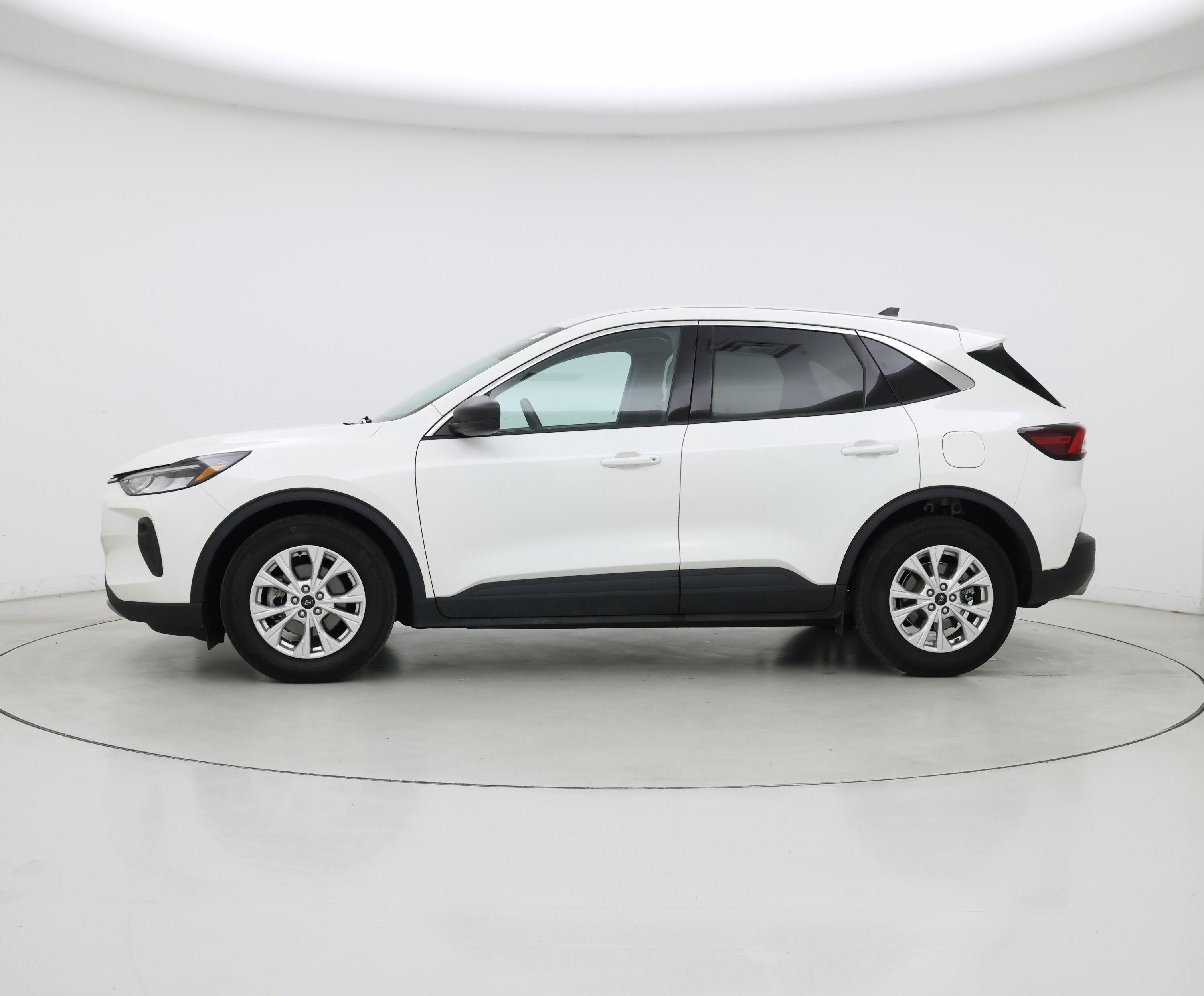 Thumbnail: 2023 Ford Escape - 3