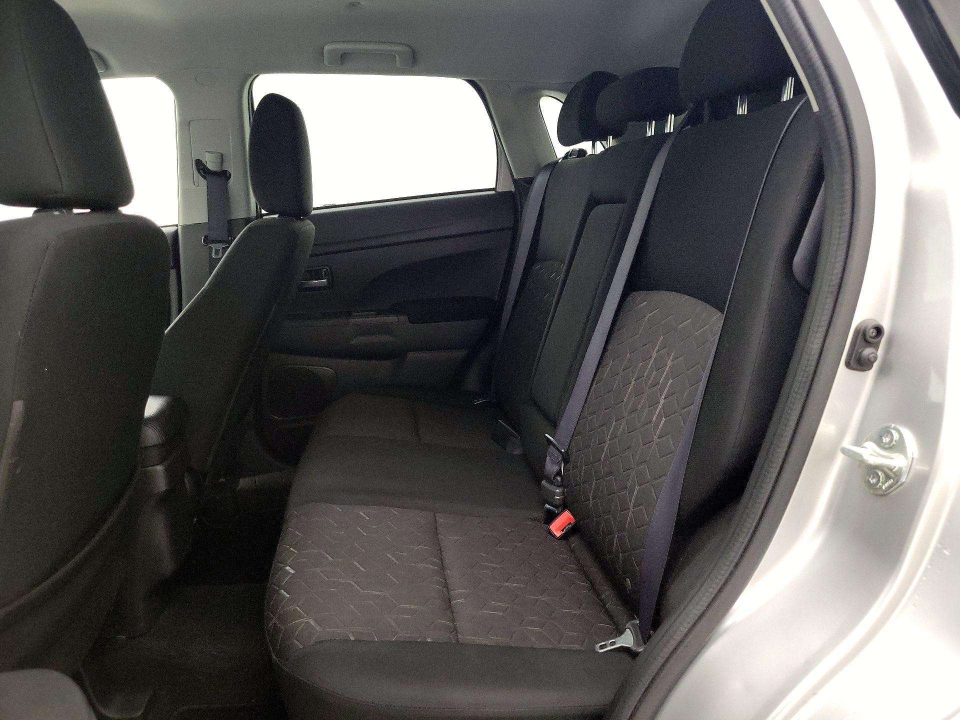 Thumbnail: 2024 Mitsubishi Outlander Sport - 19