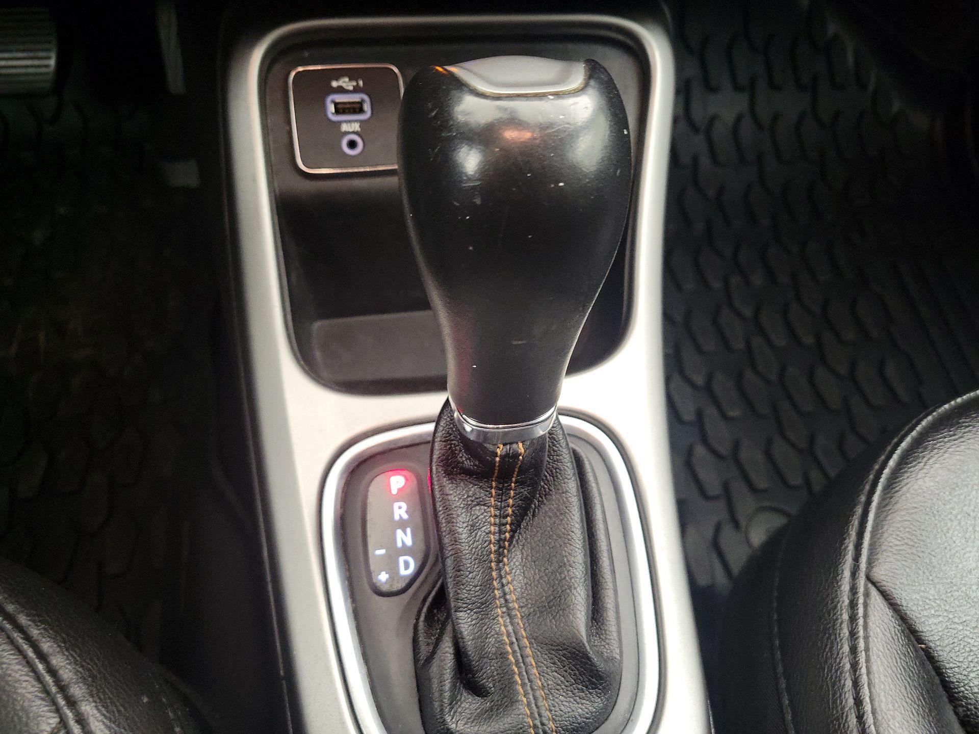 Thumbnail: 2020 Jeep Compass - 17