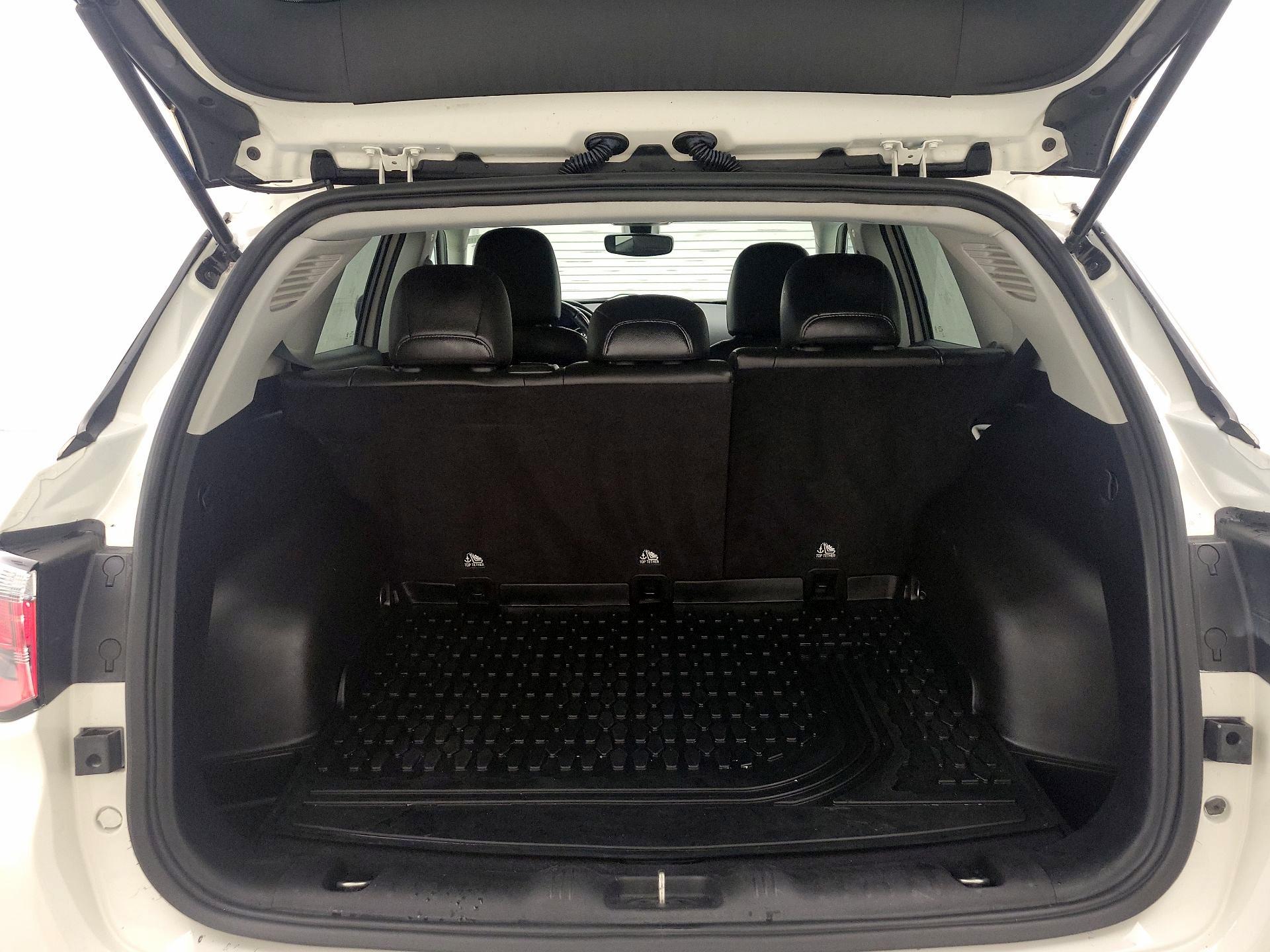 Thumbnail: 2020 Jeep Compass - 20