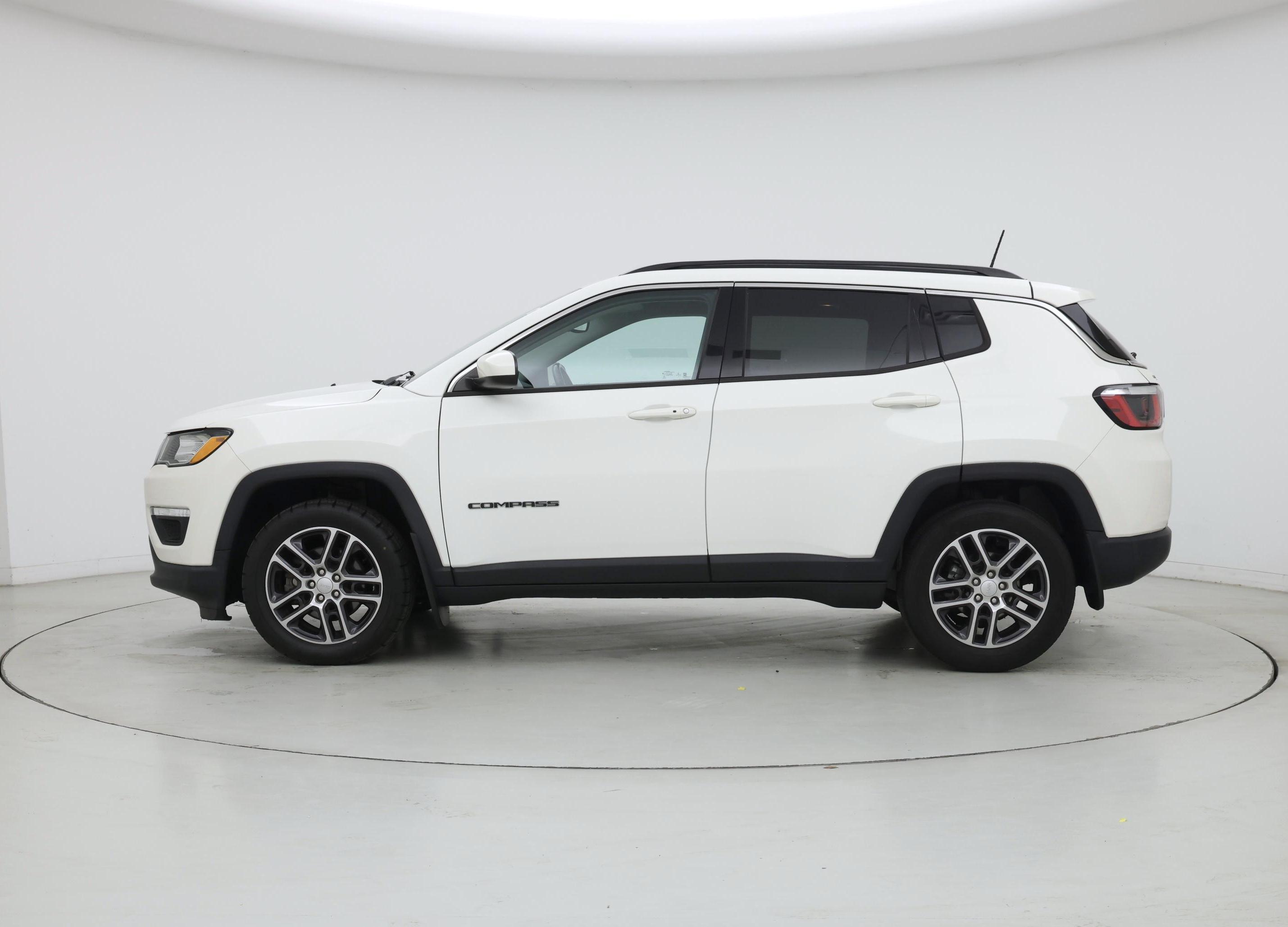 Thumbnail: 2020 Jeep Compass - 3