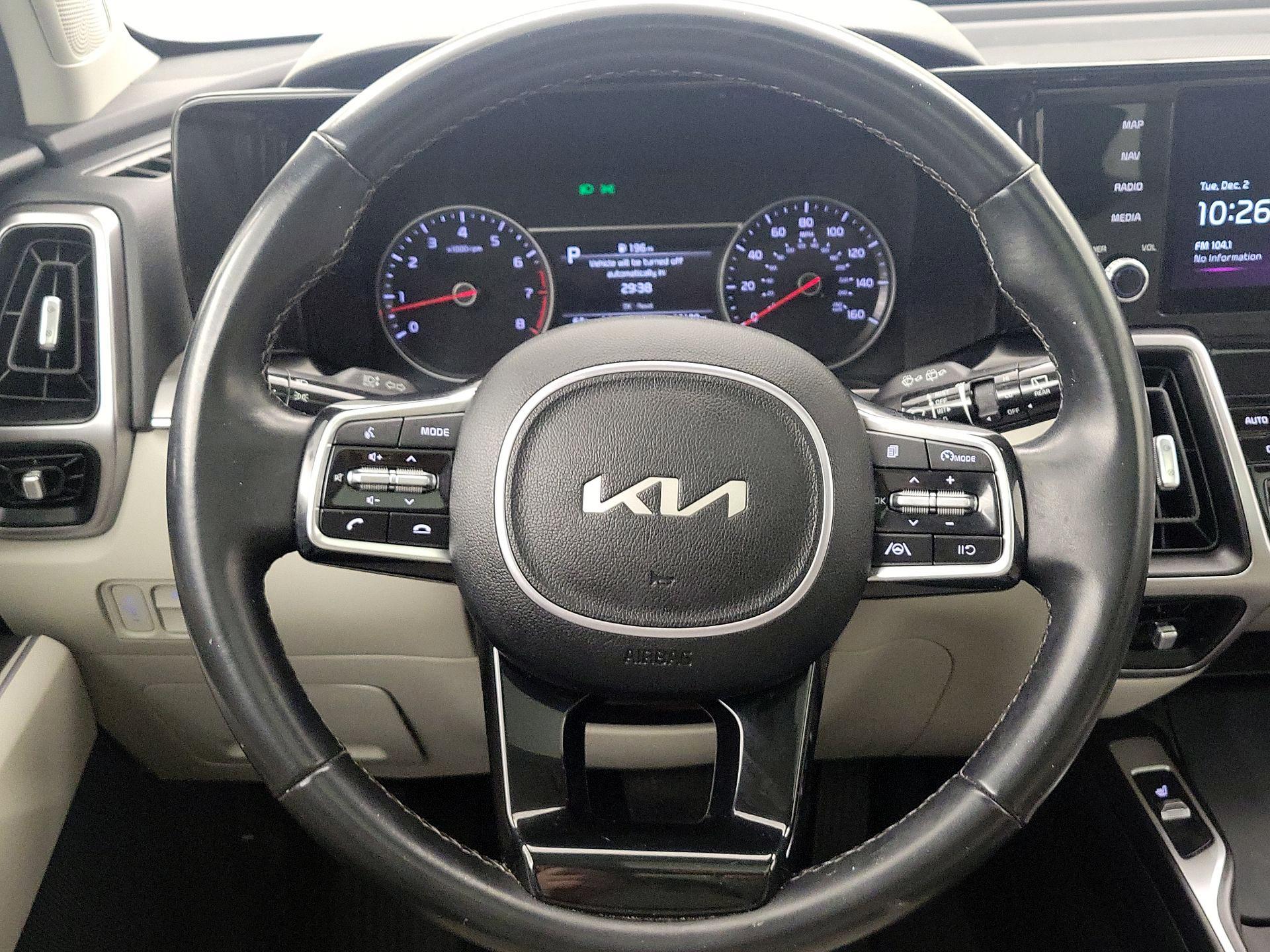 Thumbnail: 2023 Kia Sorento - 10