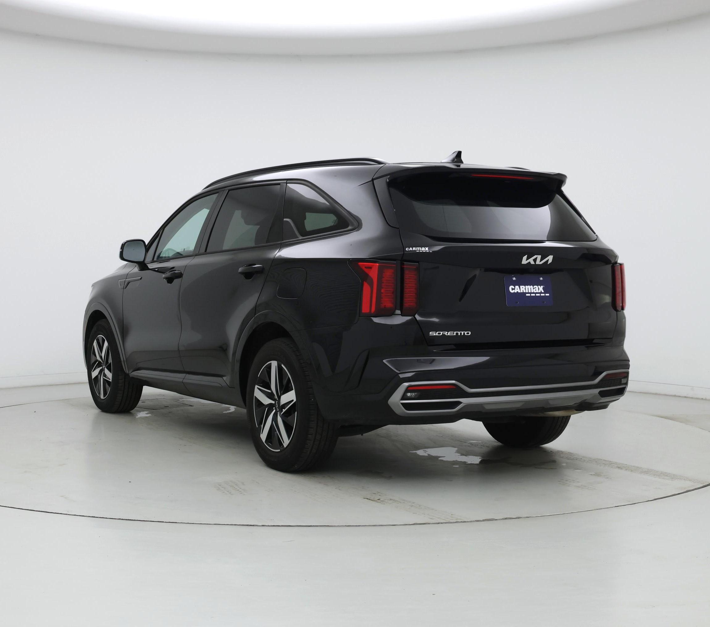 Thumbnail: 2023 Kia Sorento - 2