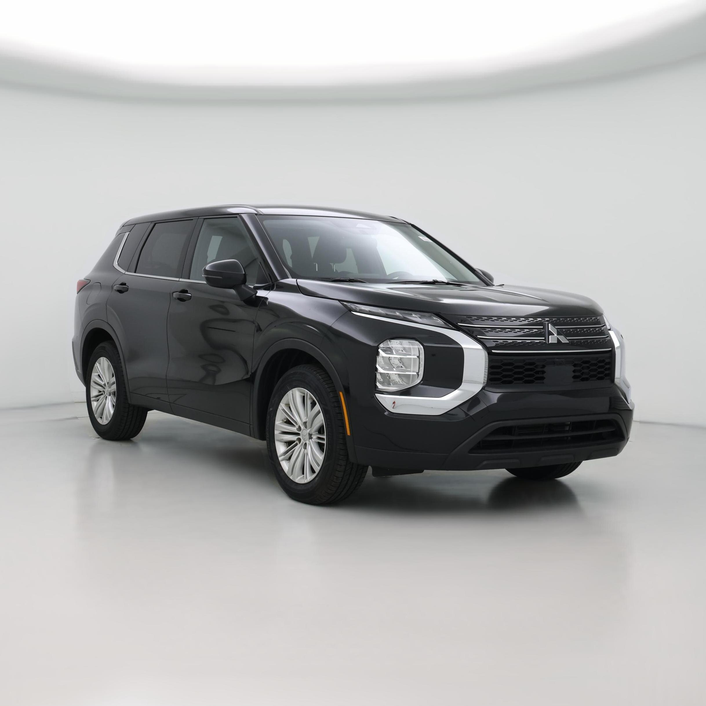 Thumbnail: 2024 Mitsubishi Outlander - 1