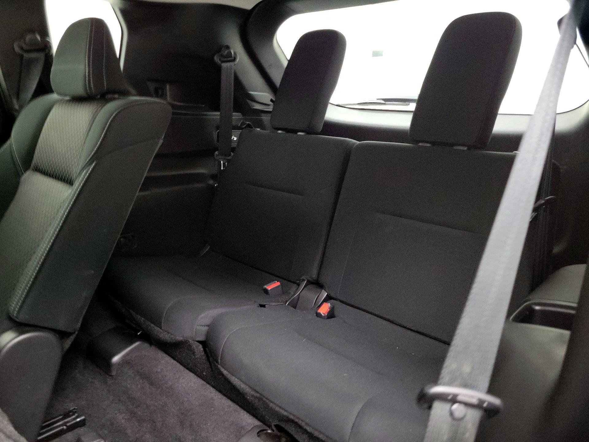 Thumbnail: 2024 Mitsubishi Outlander - 20