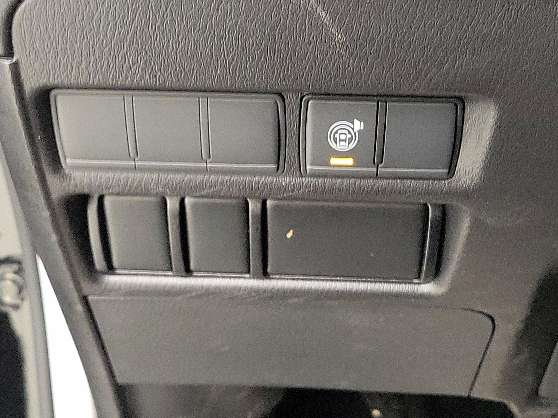 Thumbnail: 2023 Nissan Armada - 13