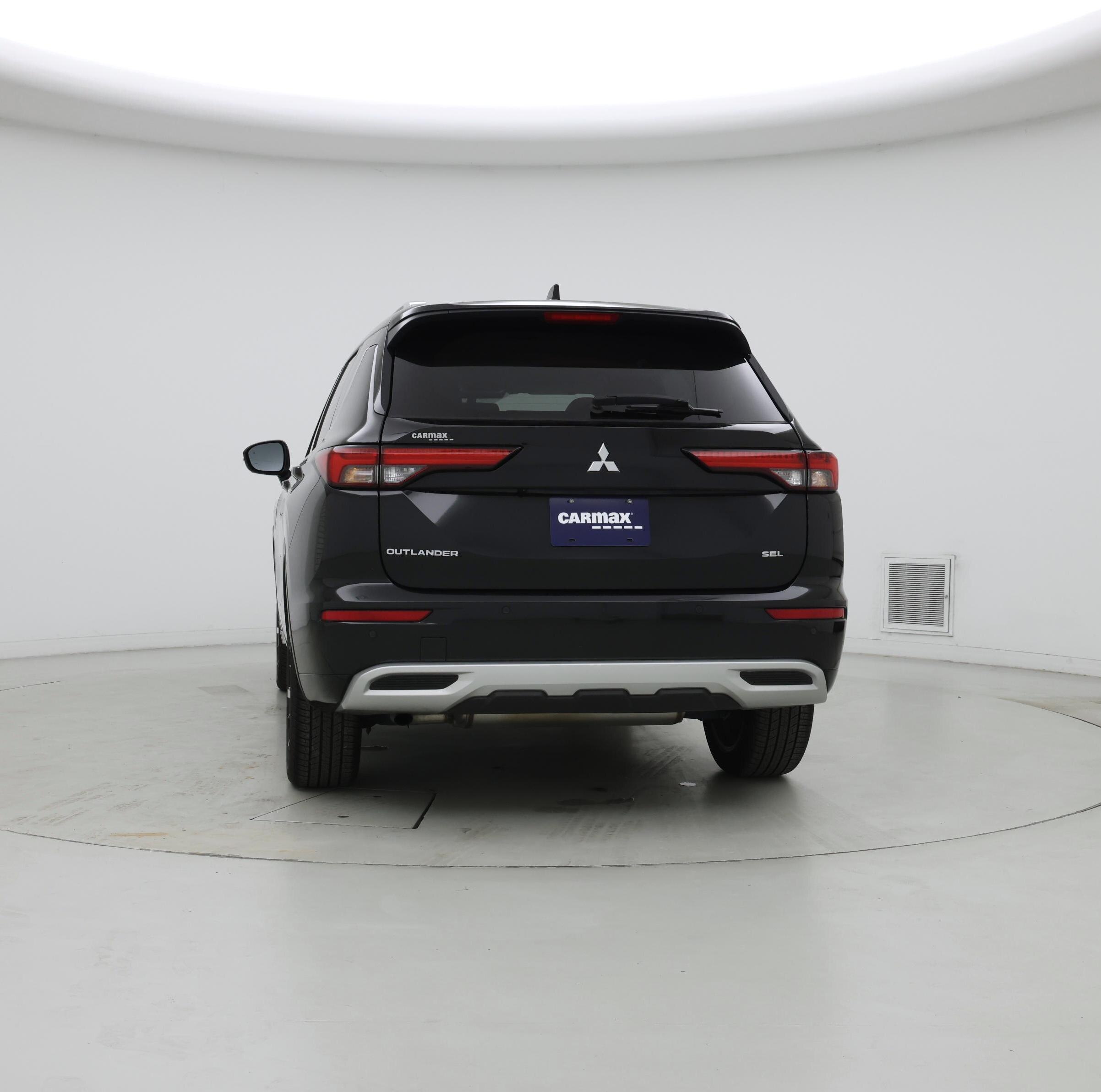 Thumbnail: 2024 Mitsubishi Outlander - 6